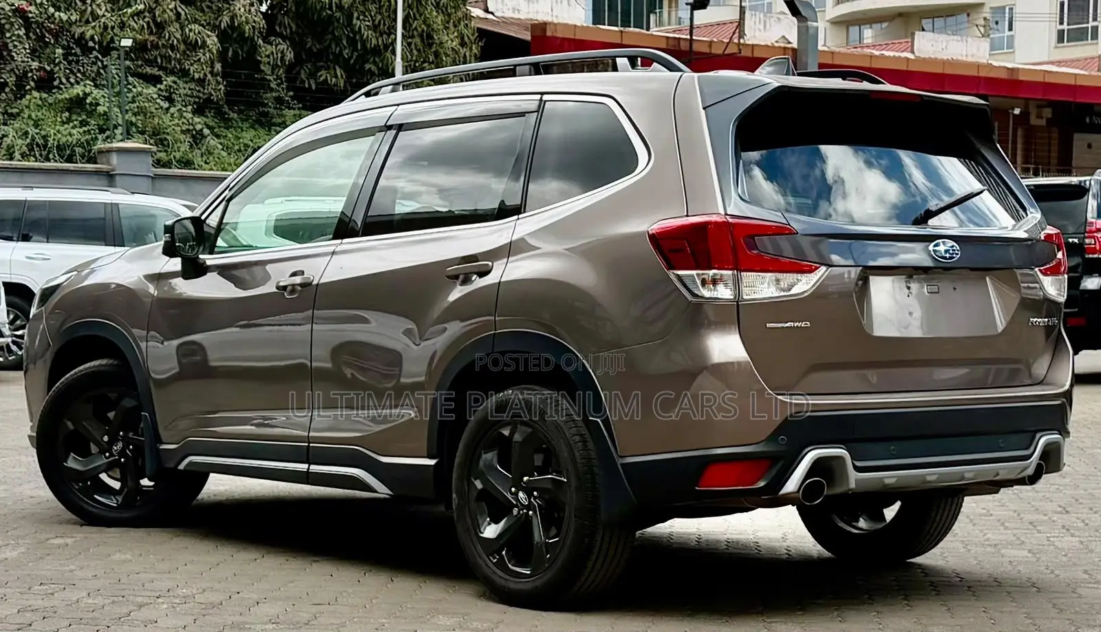 Subaru Forester Premium AWD 2023 Brown