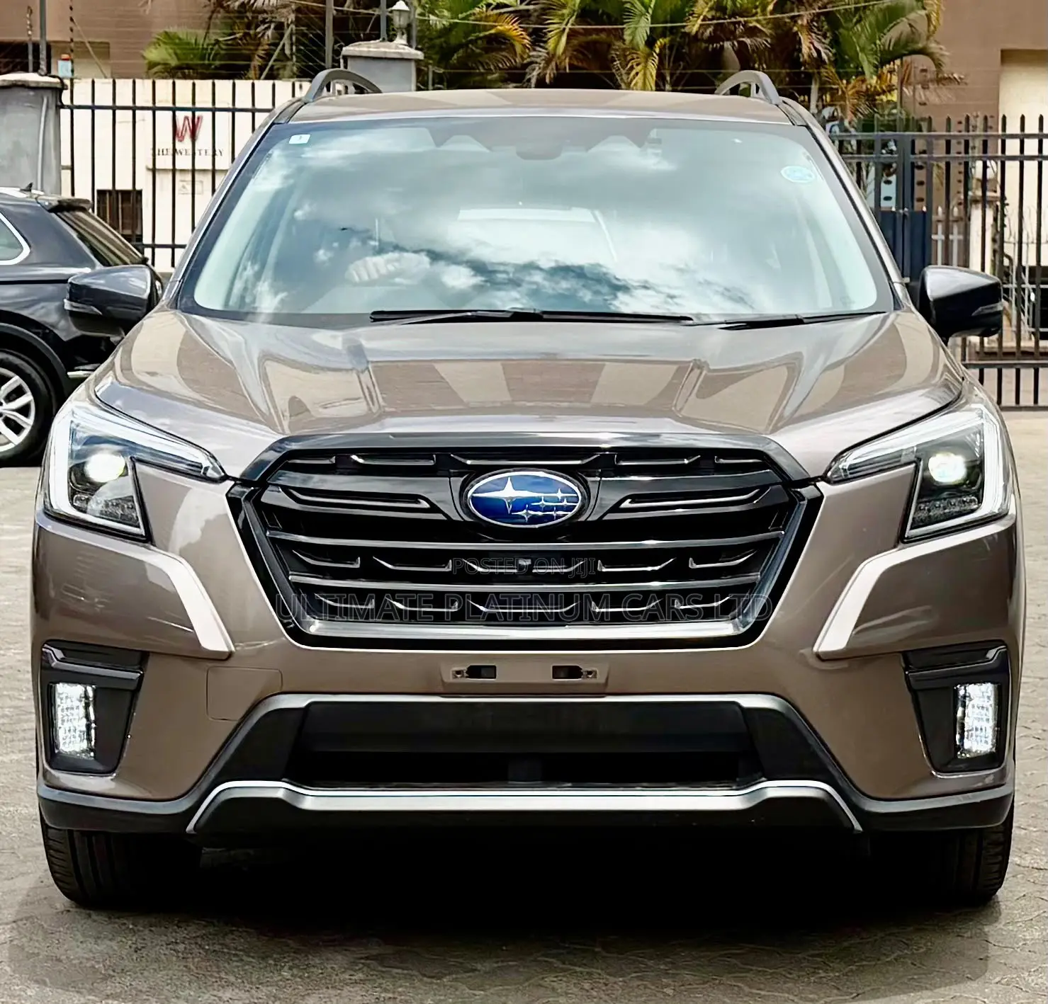 Subaru Forester Premium AWD 2023 Brown
