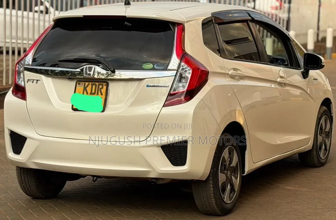 Honda Fit 2017 White