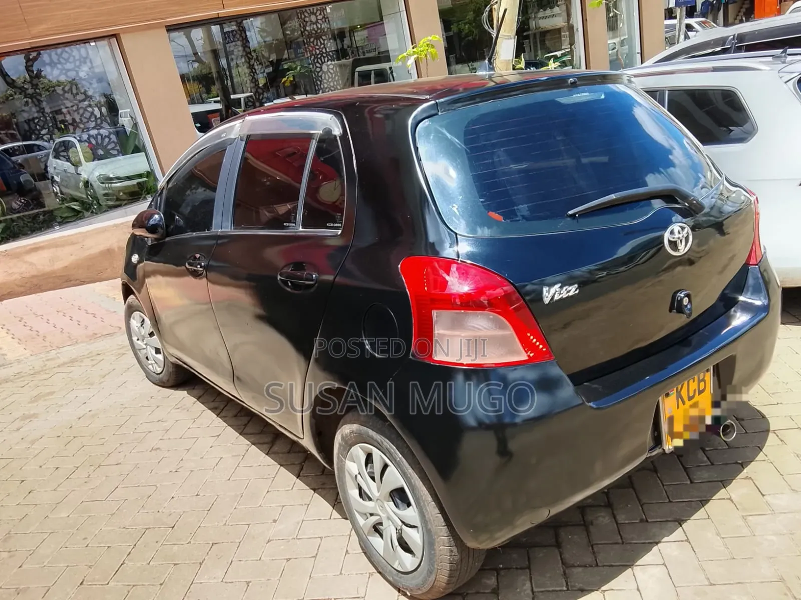 Toyota Vitz 2009 Black