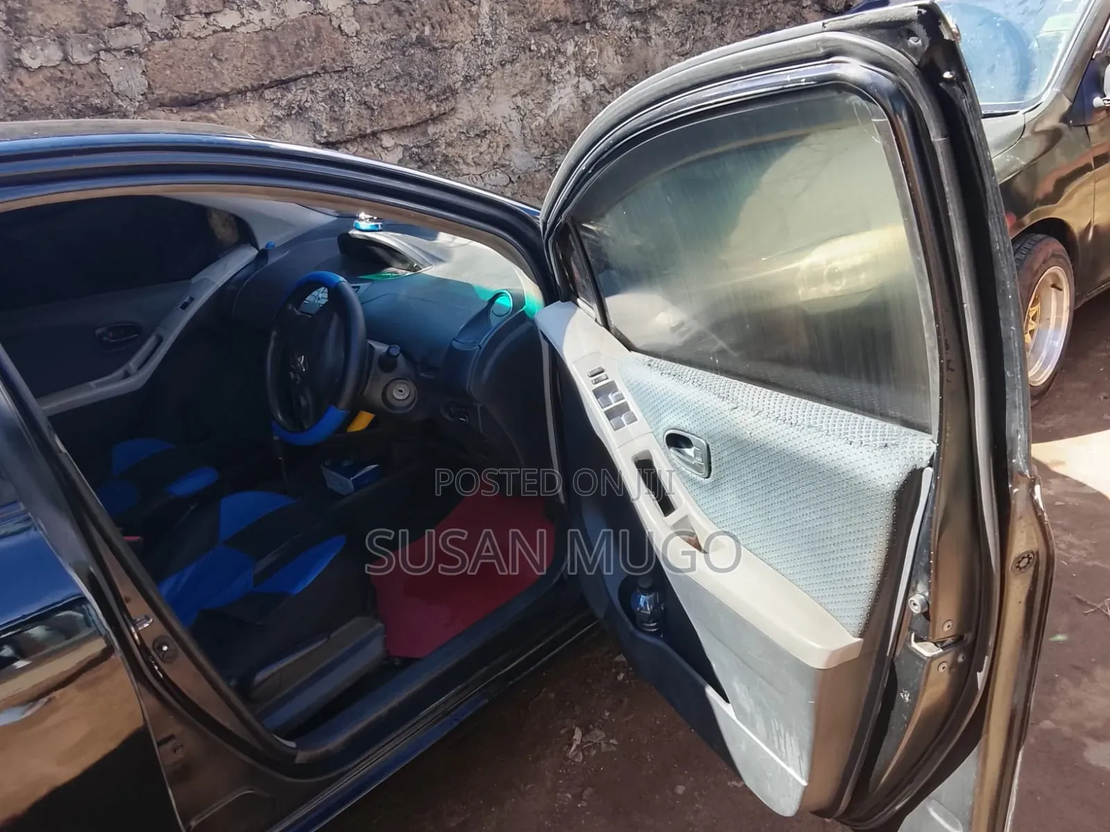 Toyota Vitz 2009 Black