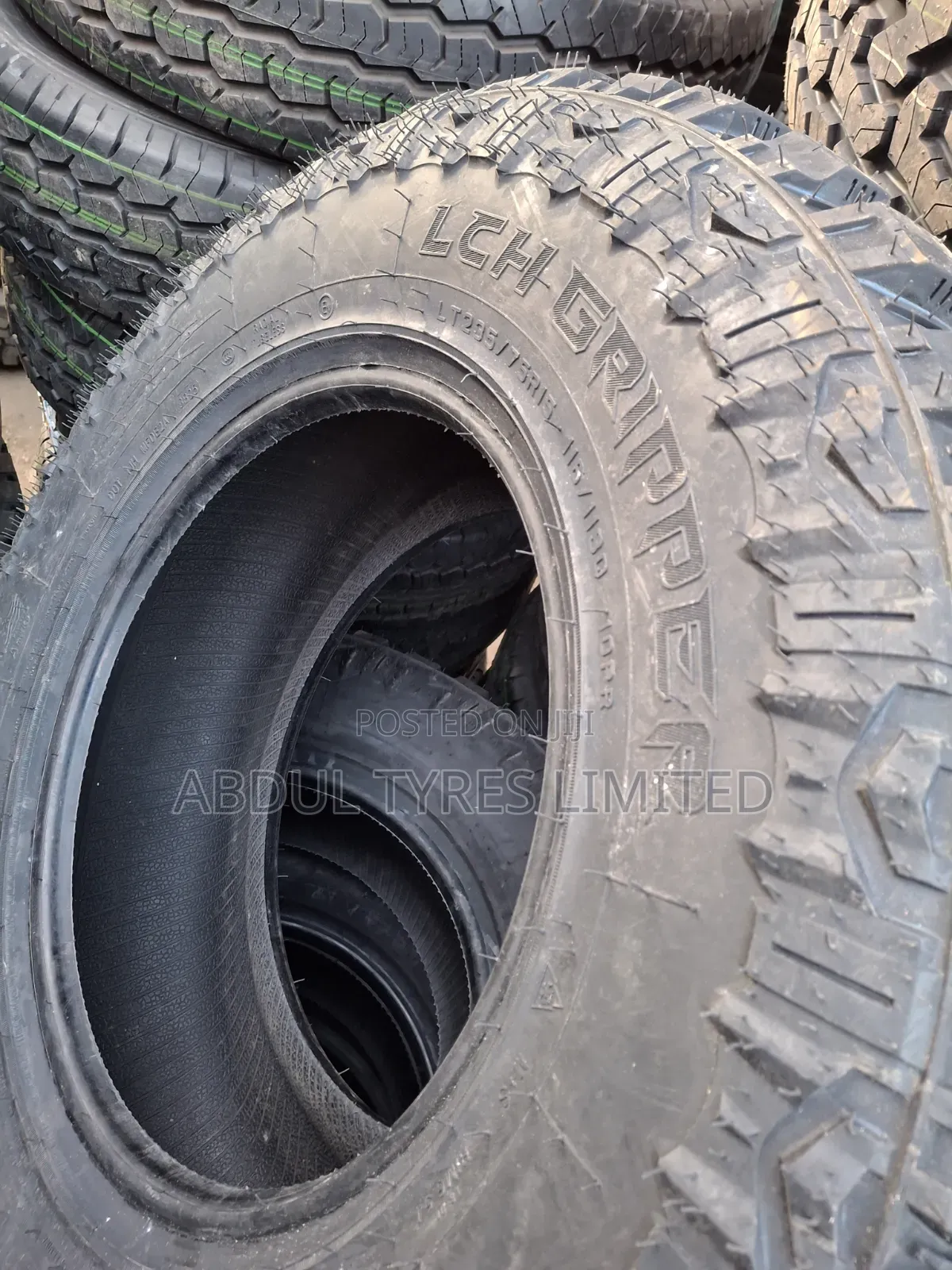 235/75r15 10pr LCH Tire