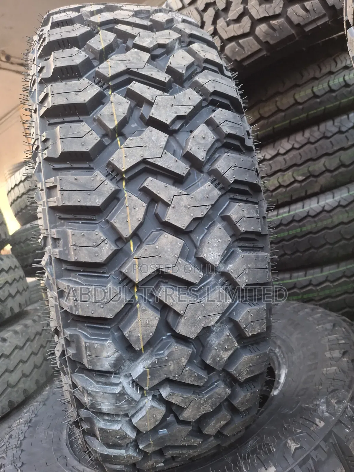 235/75r15 10pr LCH Tire