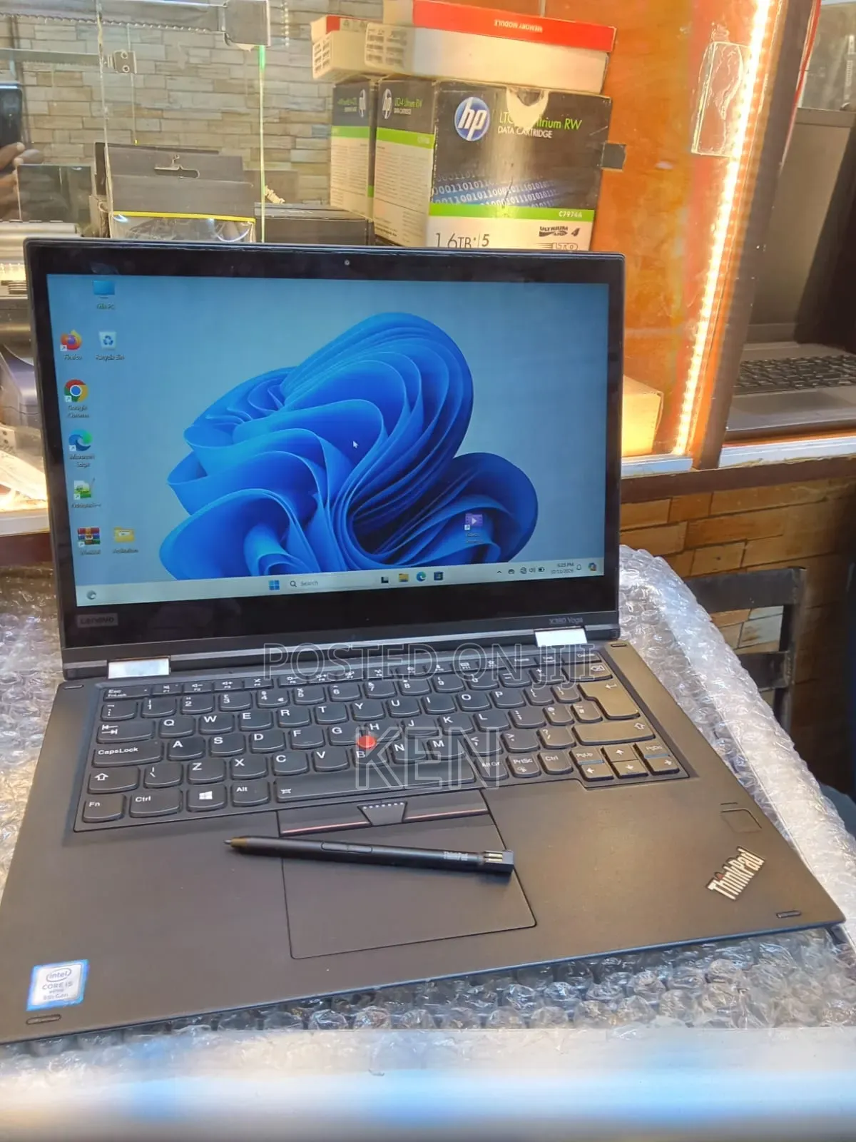 Laptop Lenovo ThinkPad X380 Yoga 8GB Intel Core i5 SSD 256GB