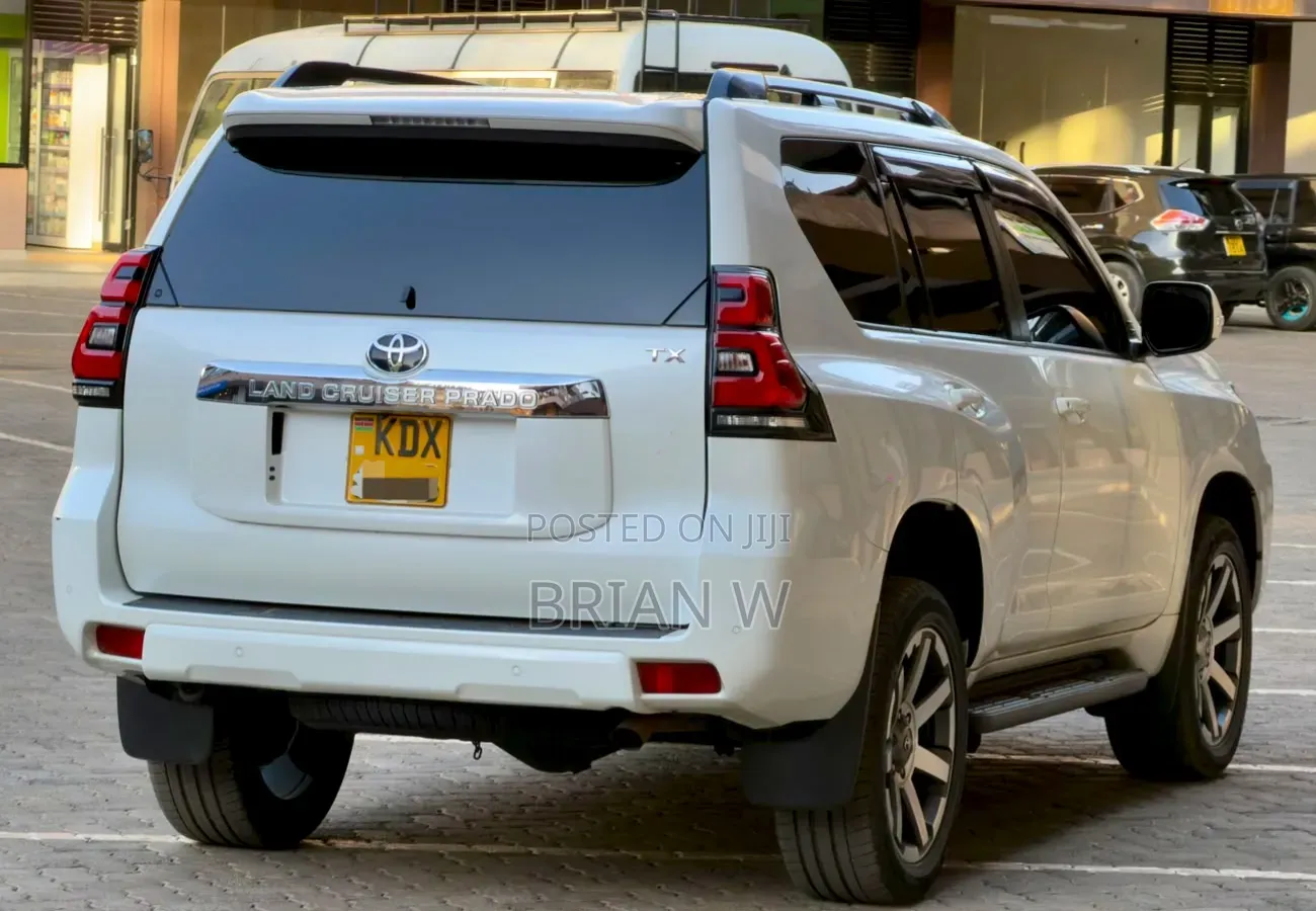 Toyota Land Cruiser Prado 2020 White