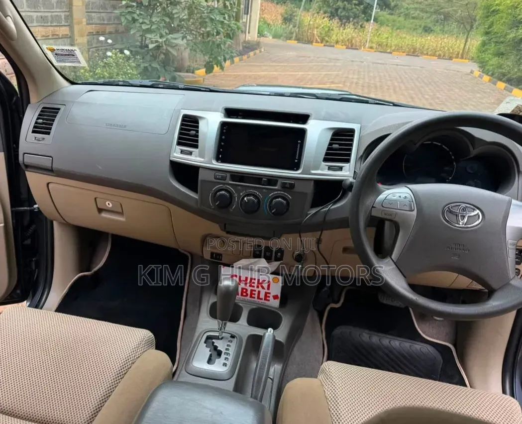 Toyota Fortuner 2.5 D AWD 2013 Gray