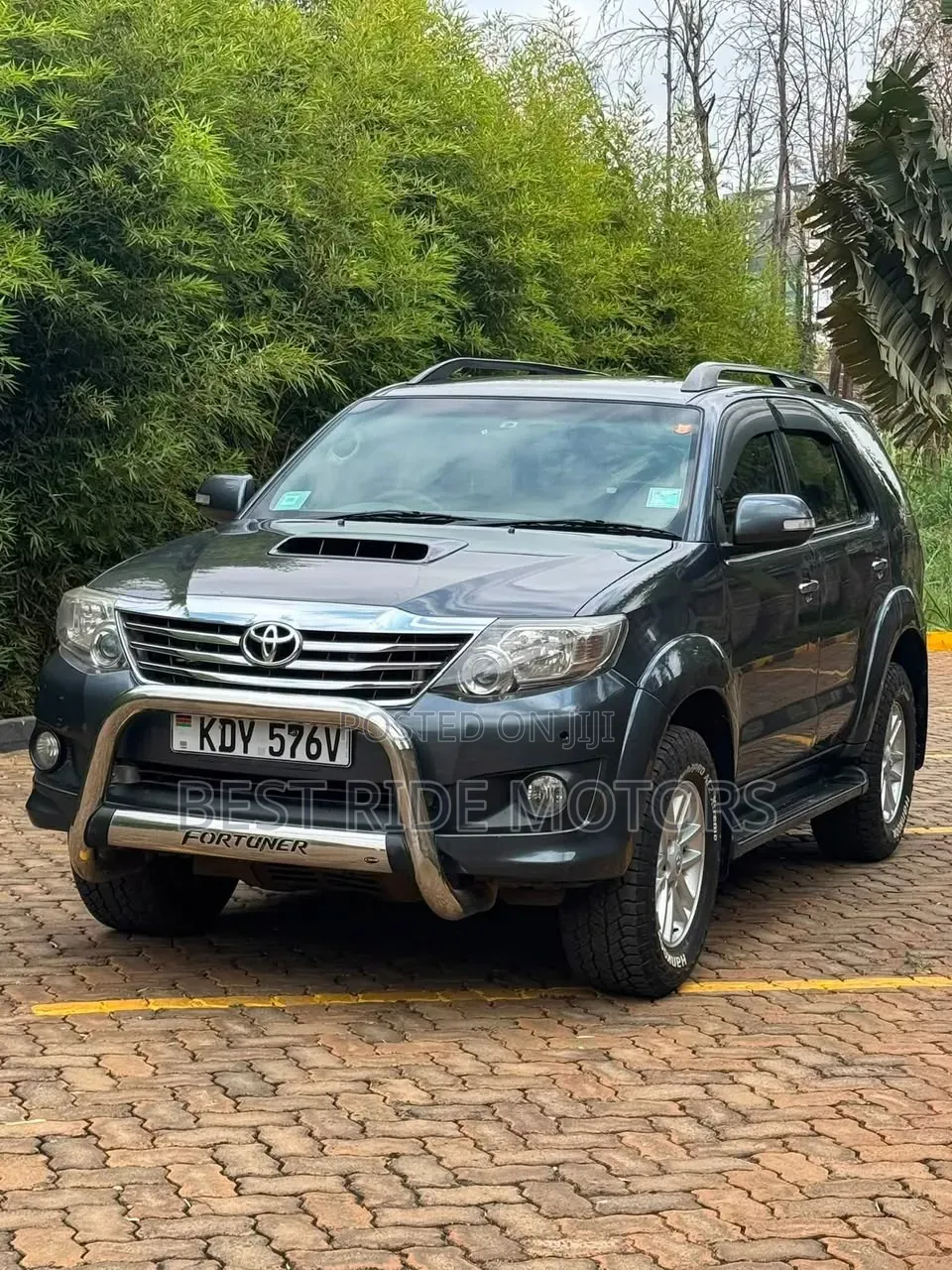 Toyota Fortuner 2.5 D AWD 2013 Gray