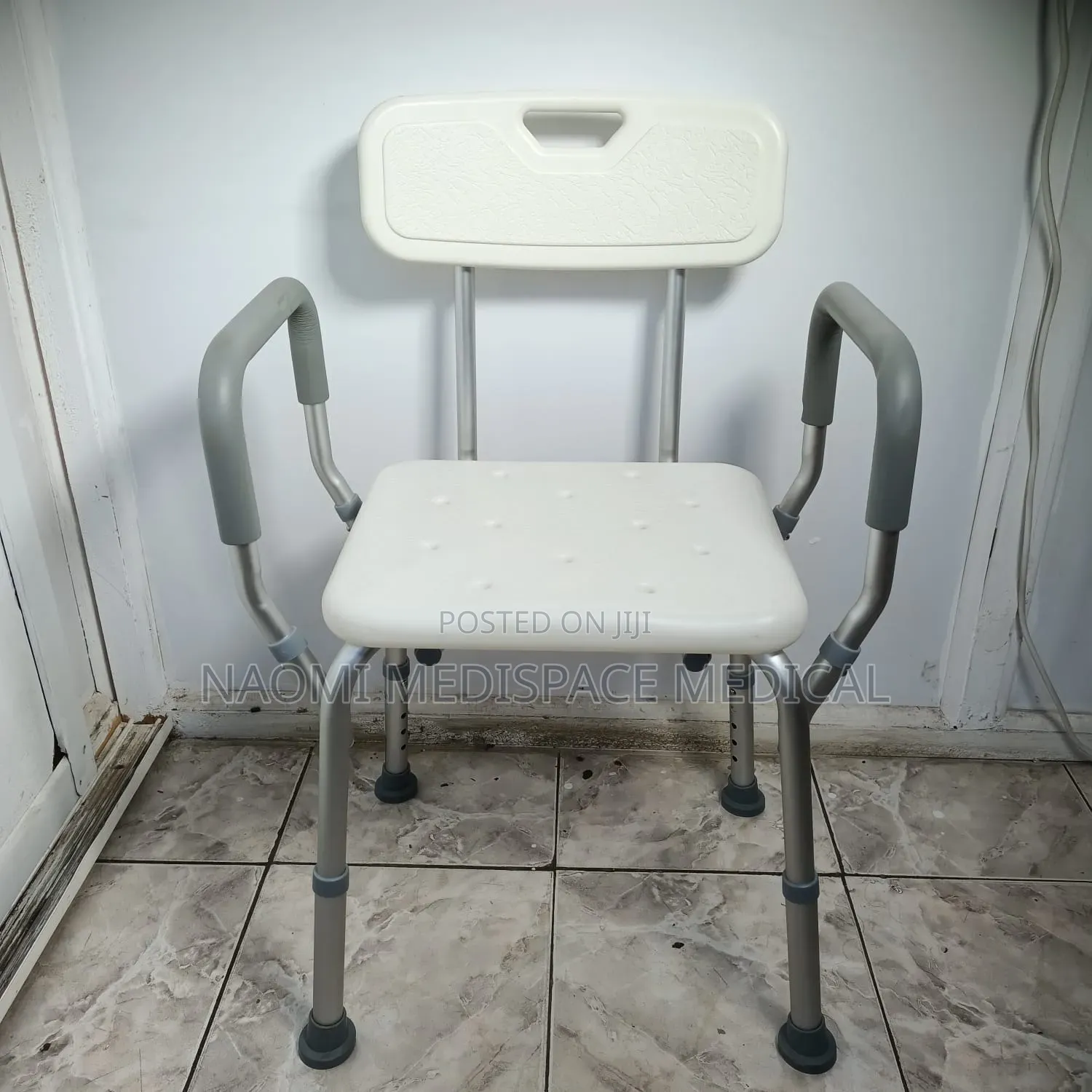 Non-Slip, Comfortable Shower Chair With Backrest and Armrest