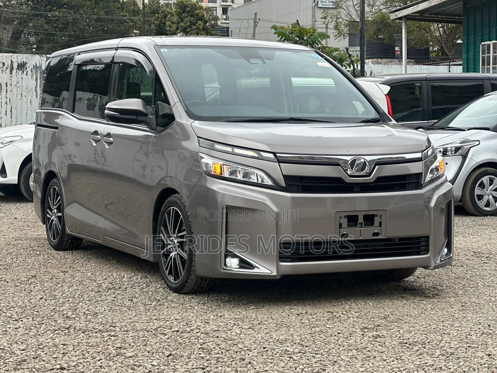 Toyota Voxy V 2WD 8-Seater 2019