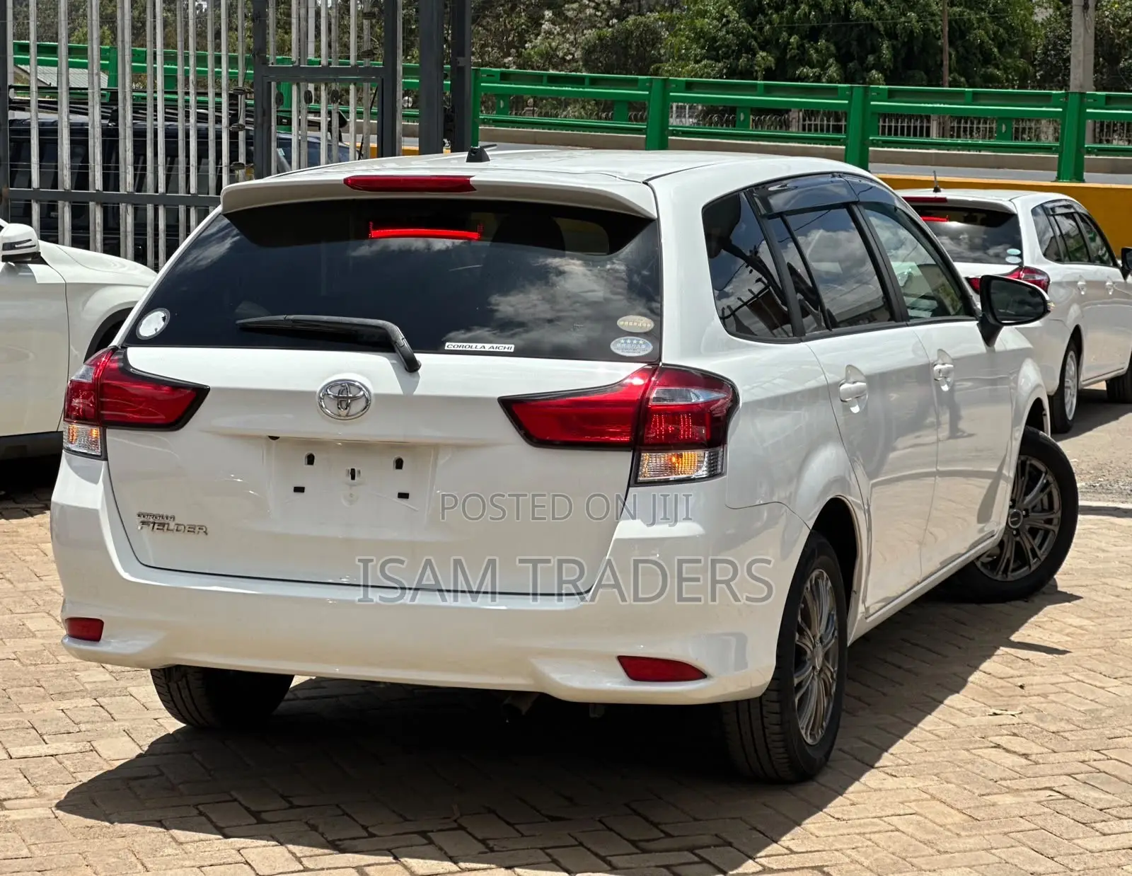 Toyota Corolla Fielder 1.5 Petrol FWD 2019 Pearl