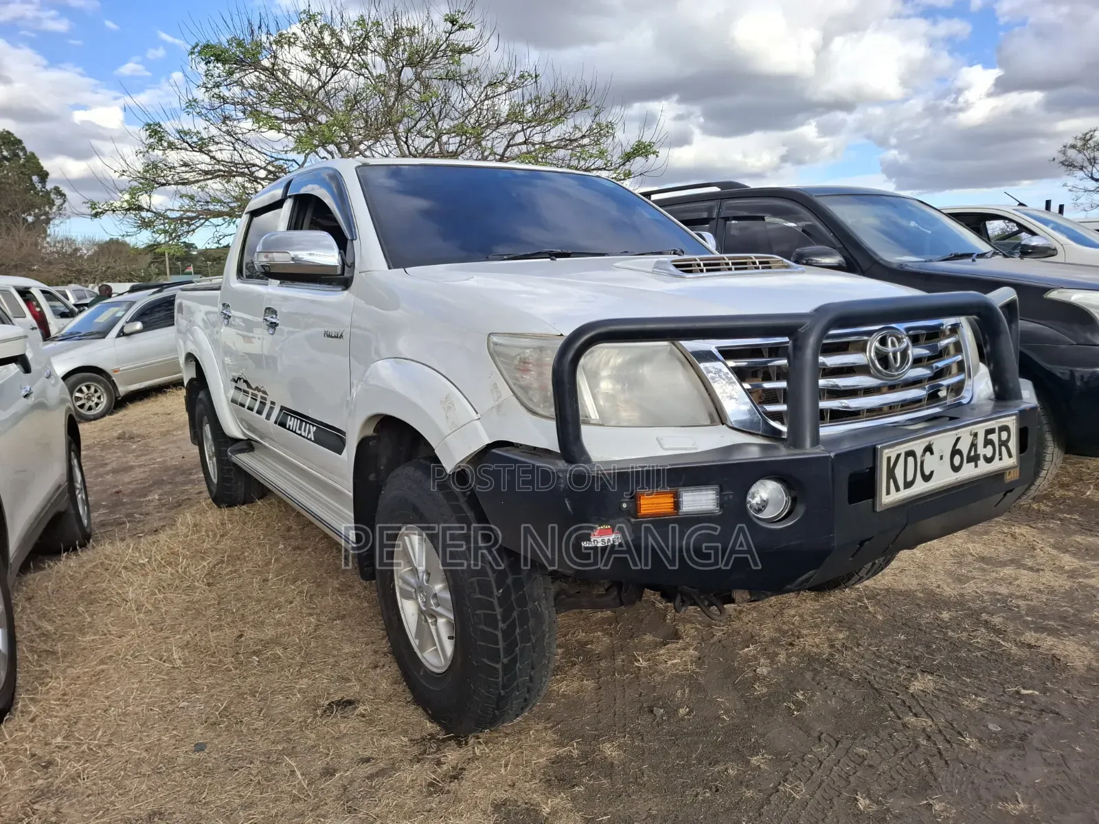 Toyota Hilux 2014 Off white
