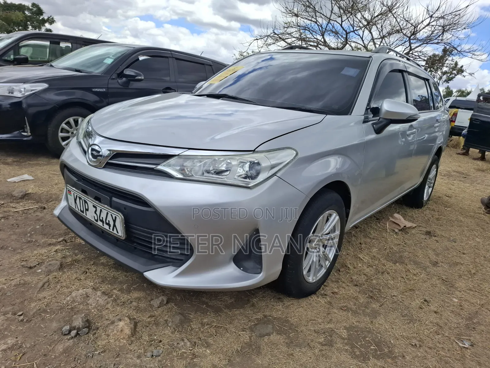 Toyota Corolla Fielder 1.5 Petrol FWD 2018 Silver