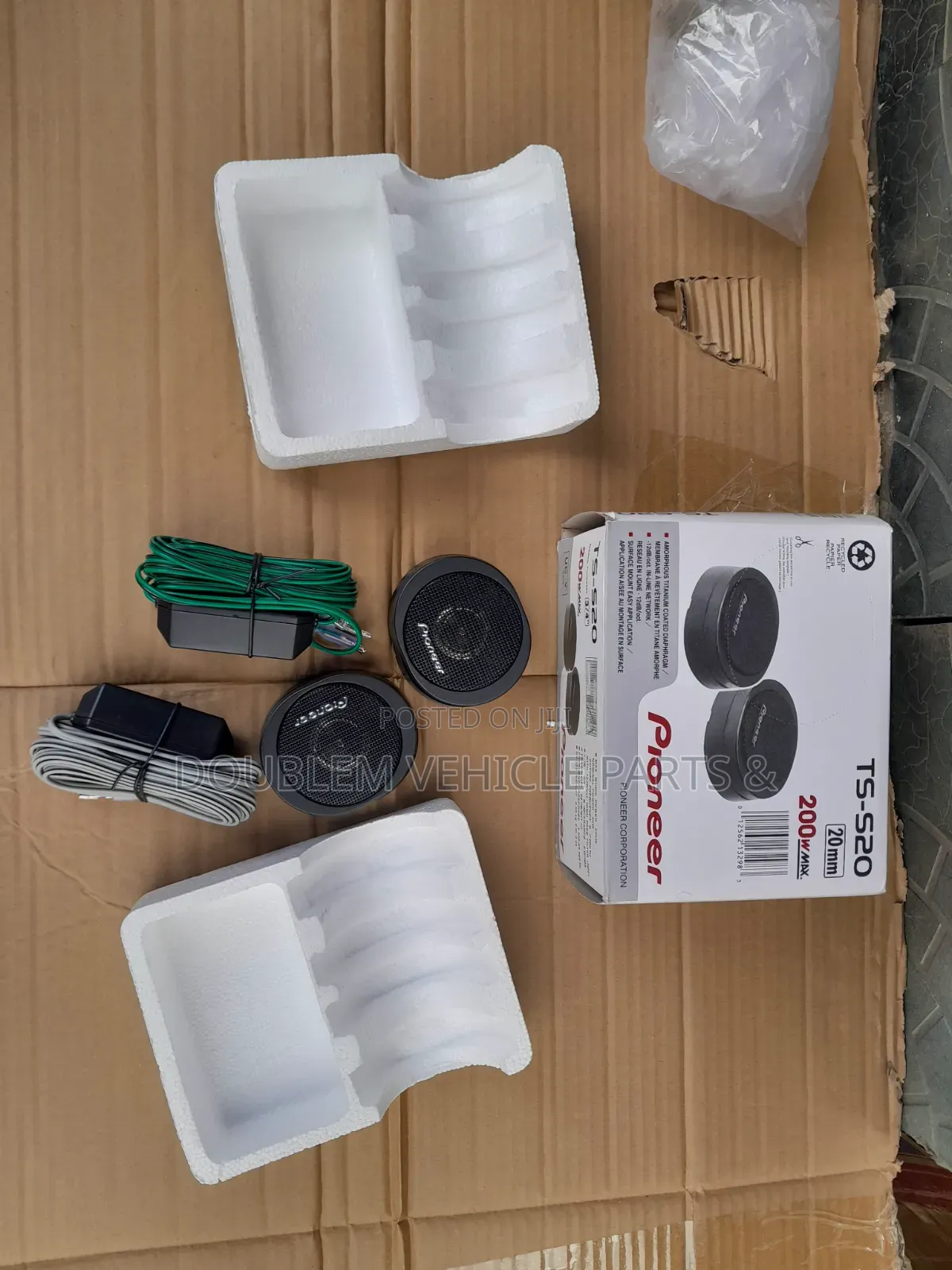 Car Audio High Power Pioneer Dome Tweeters TS-S20 200W Max Music 20mm