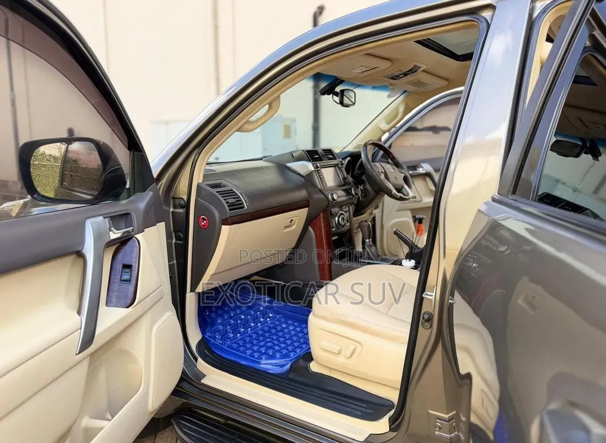 Toyota Land Cruiser Prado 2.8 D-4D 2016 Burgundy
