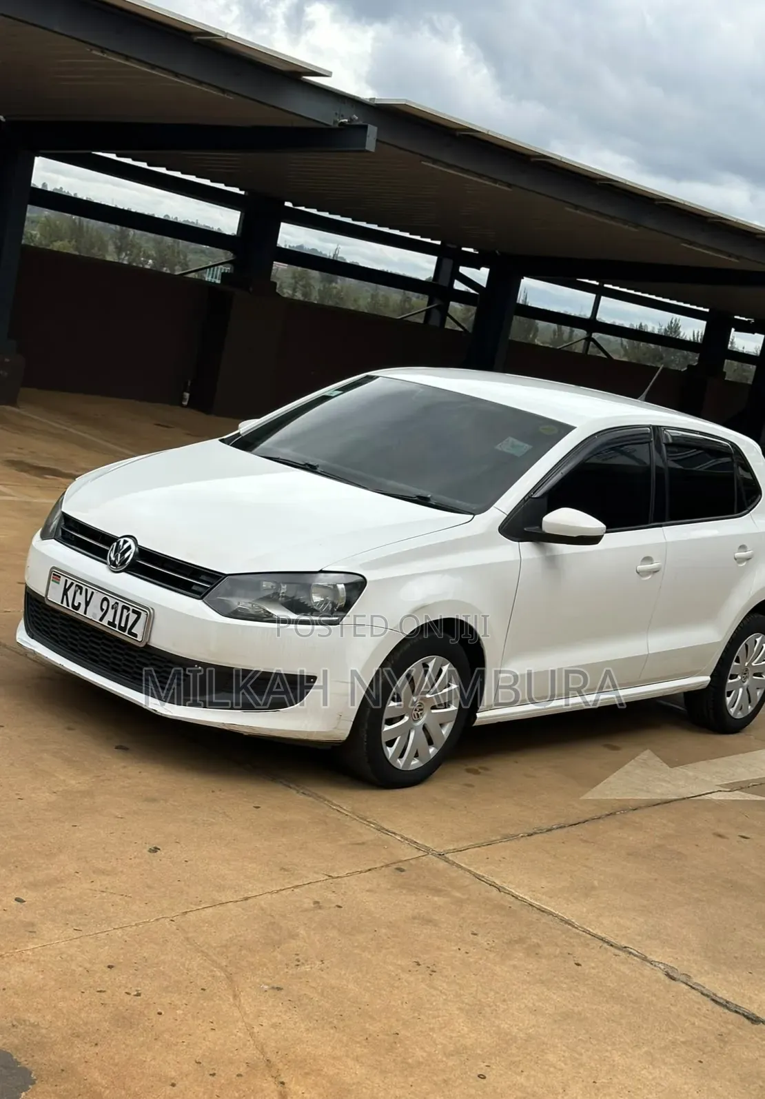 Volkswagen Polo 2013 White
