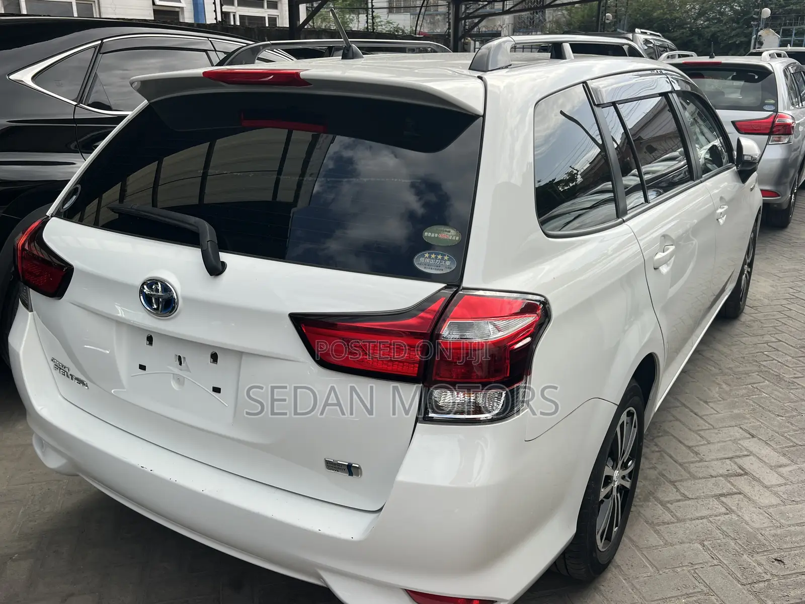 Toyota Corolla Fielder 2019 Off white