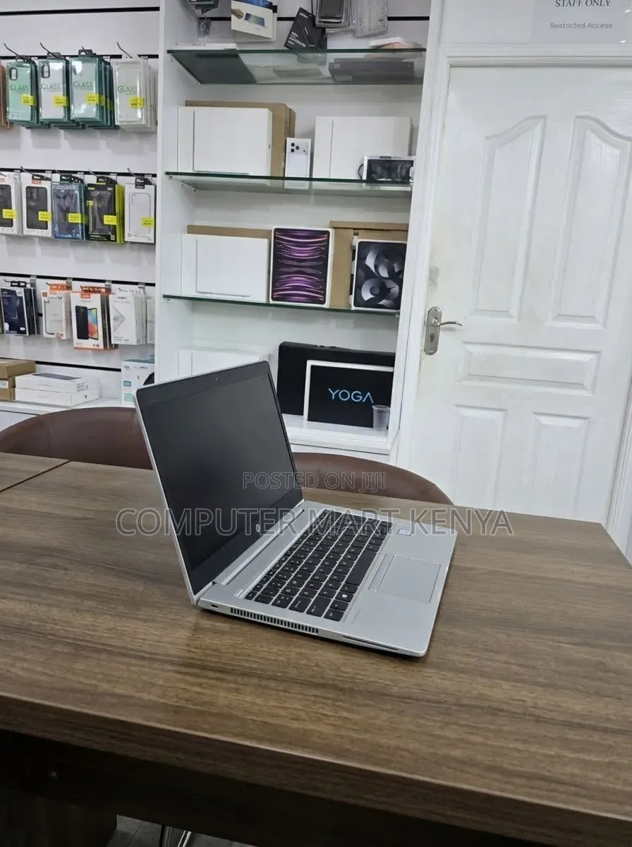 Laptop HP EliteBook 745 G6 8GB AMD Ryzen 5 SSD 256GB