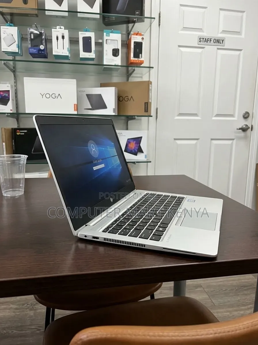 New Laptop HP EliteBook 830 G5 8GB Intel Core i5 SSD 256GB