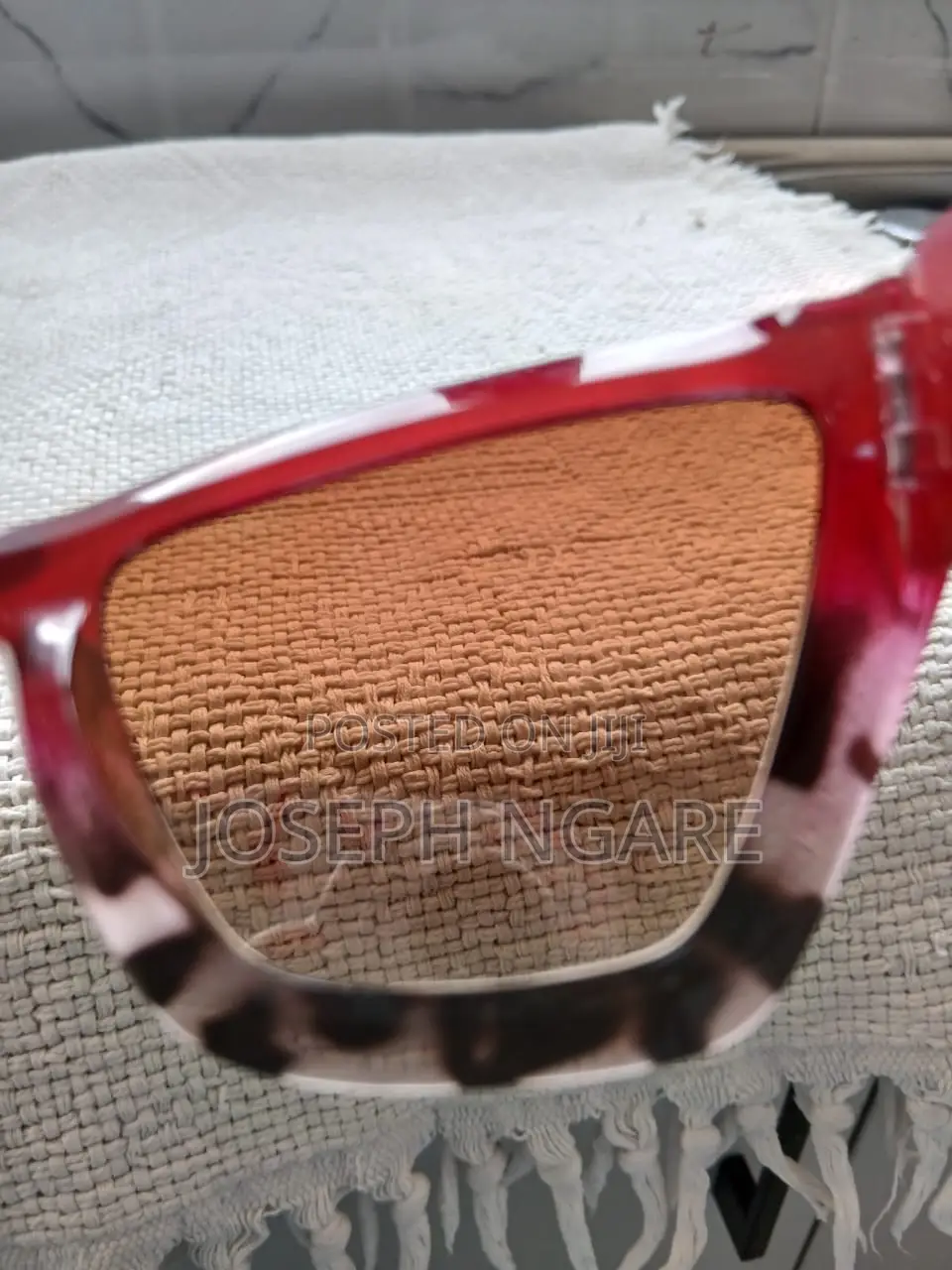 Classy Oversized Cat-Eye Sunglasses for Women – Red & Tortoiseshell