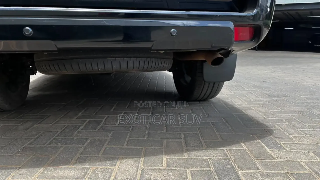 Toyota Land Cruiser Prado 2.8 2023 Black