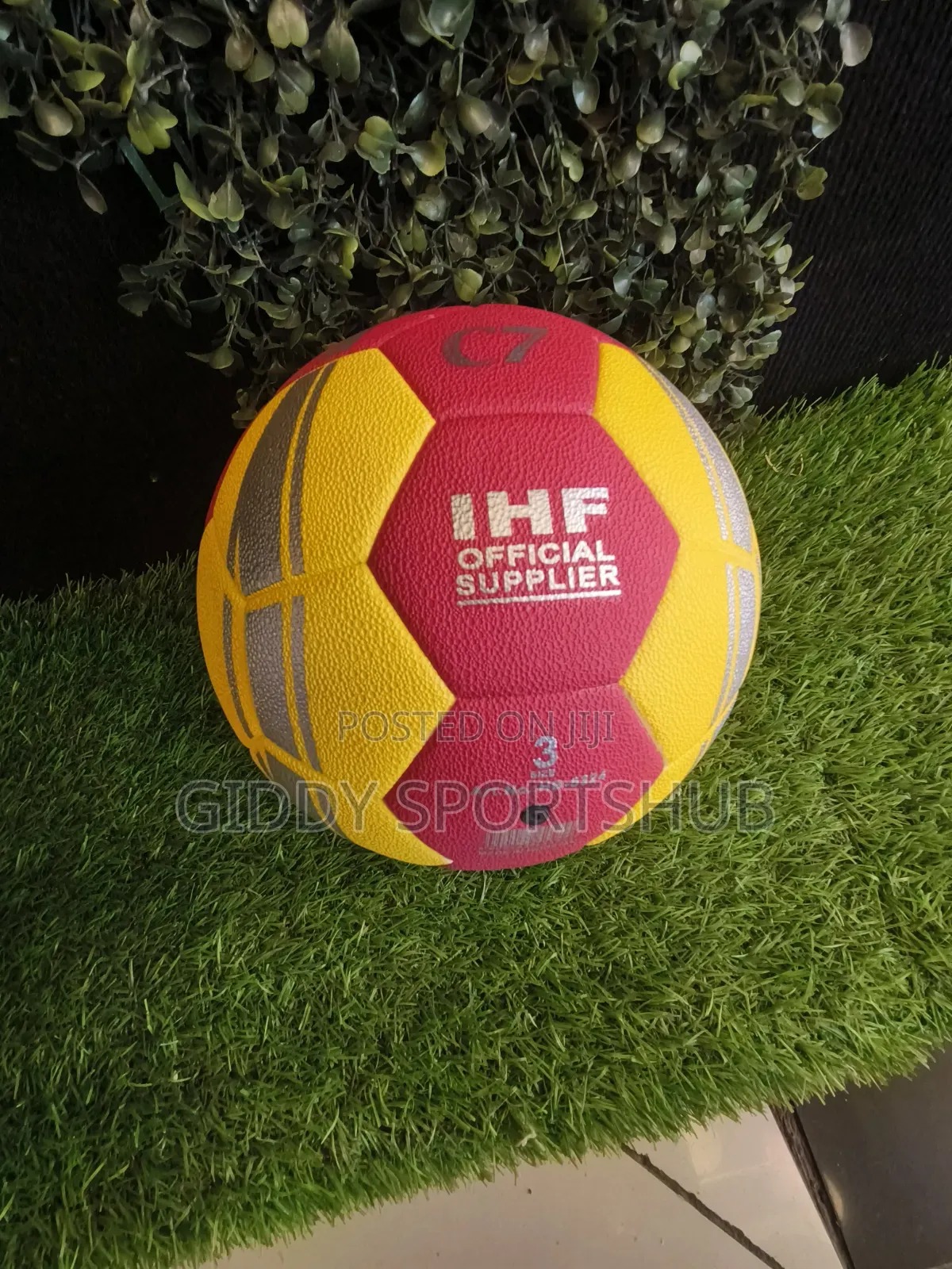 Molten Size 3 Handball Ball