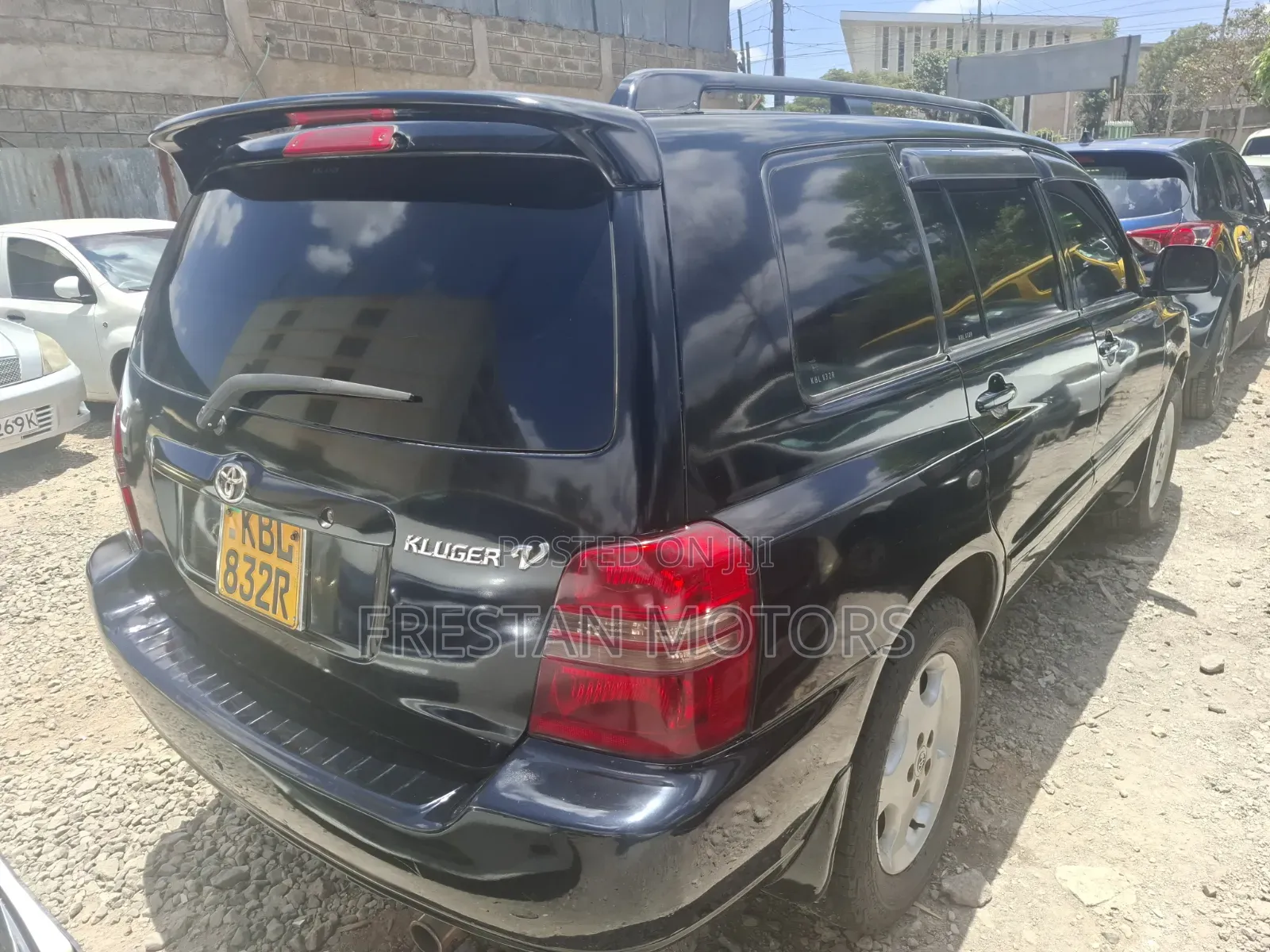 Toyota Kluger 2002 Black