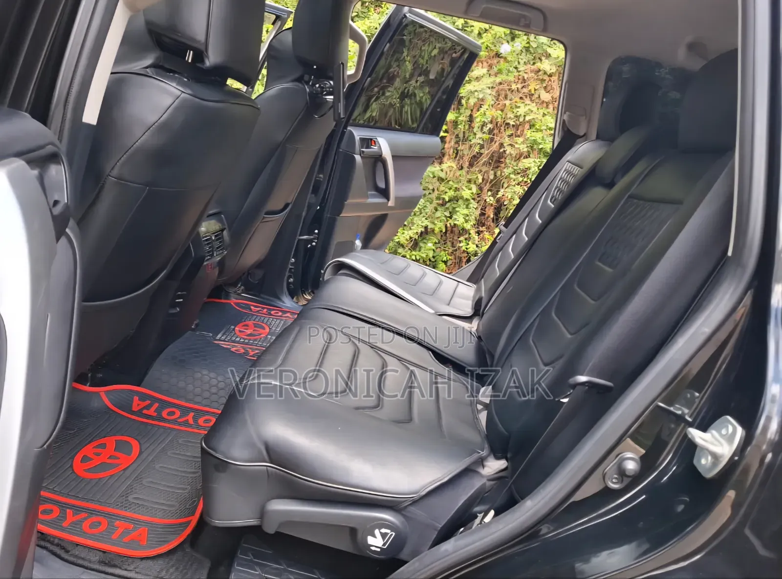 Toyota Land Cruiser Prado 2016 Gray
