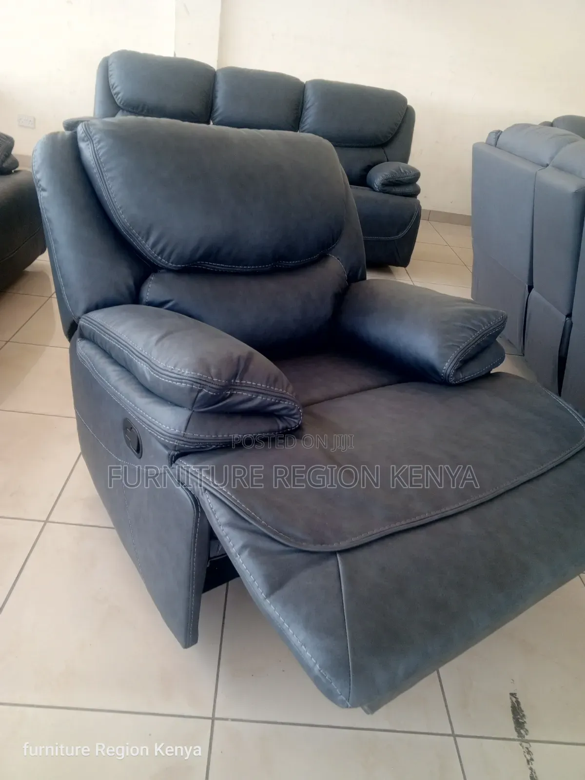 Dark Gray Single Seater Luxurious Recliner