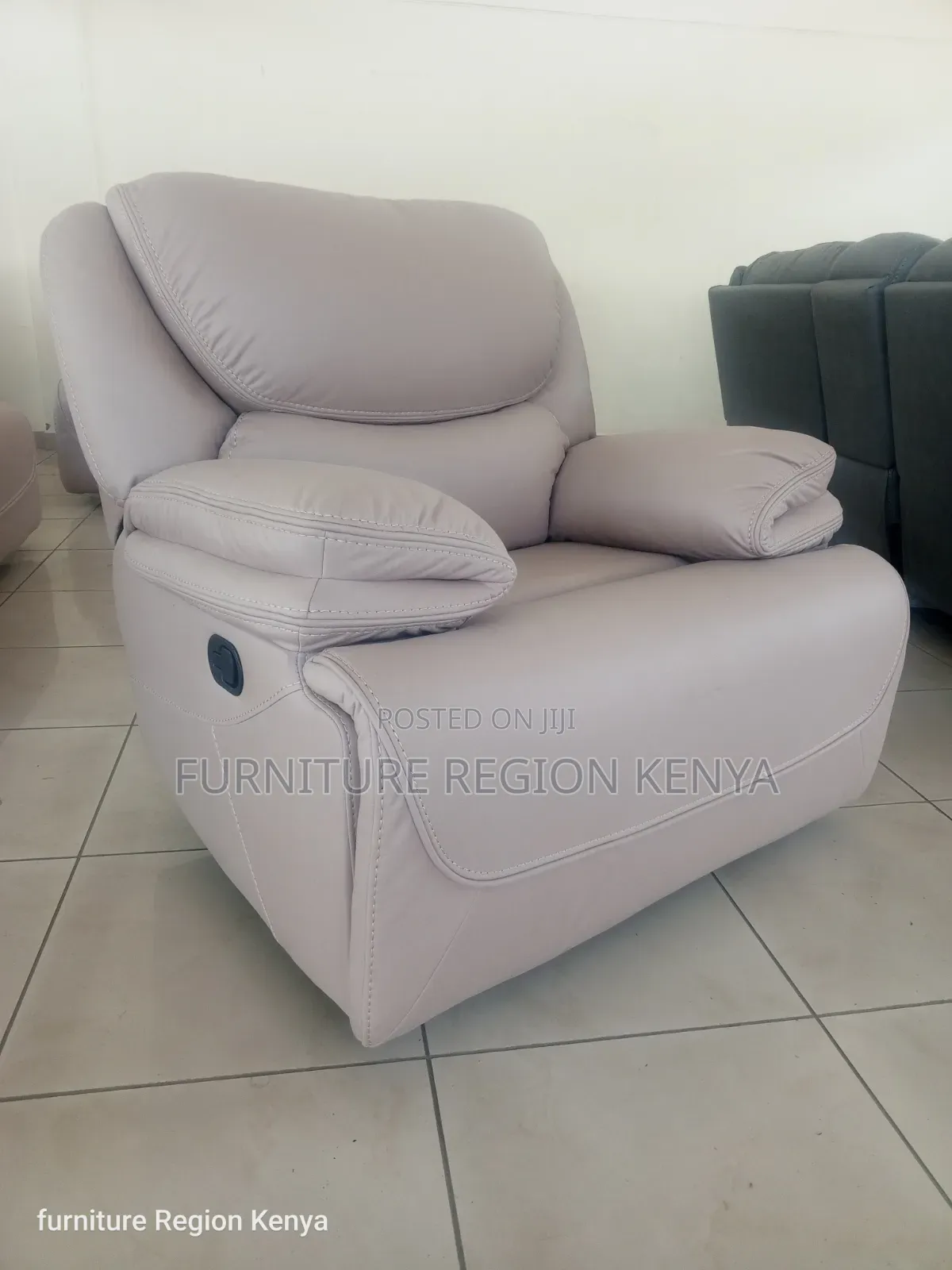 Single Seat Recliner Sofa "King-Size"