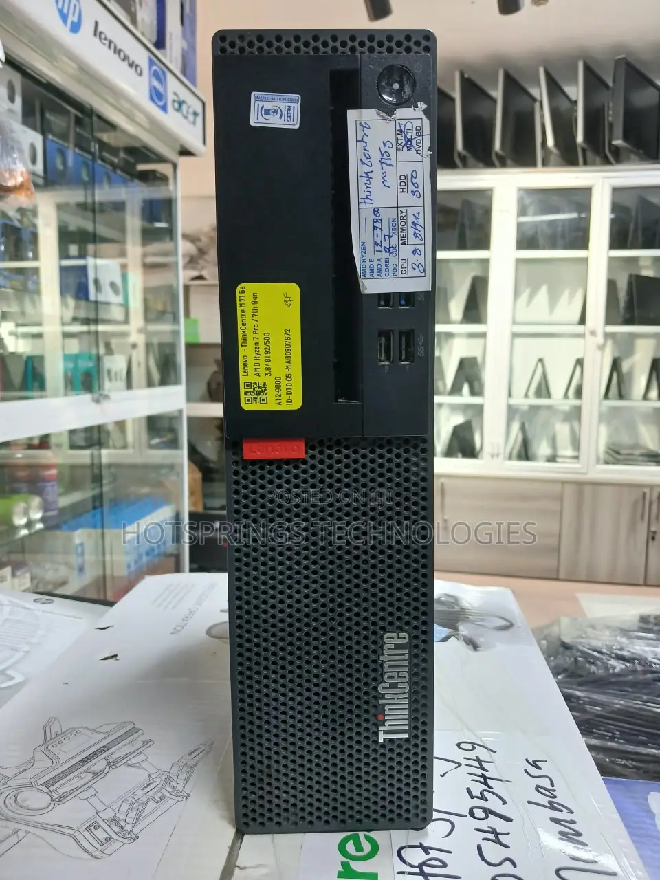 Desktop Computer Lenovo ThinkCentre M715 8GB AMD Ryzen 7 HDD 500GB