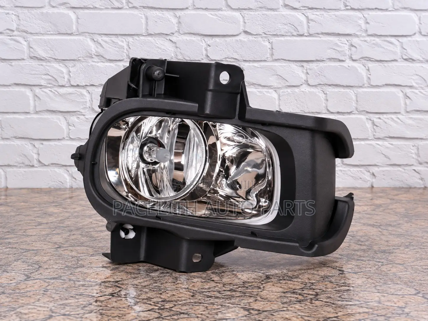 Fog Lamp / Light Toyota Premio 240 2005/2006/2007