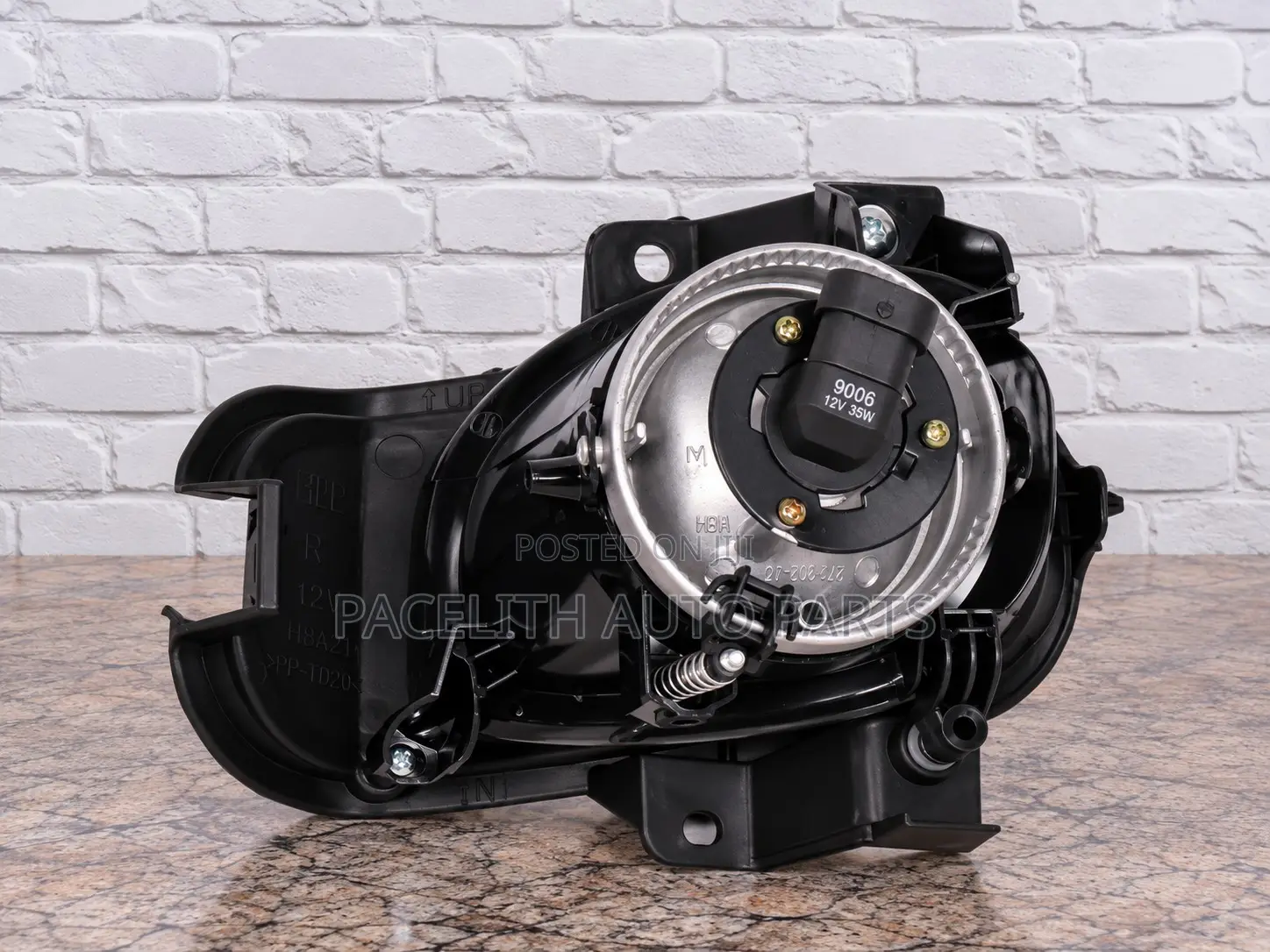 Fog Lamp / Light Toyota Premio 240 2005/2006/2007