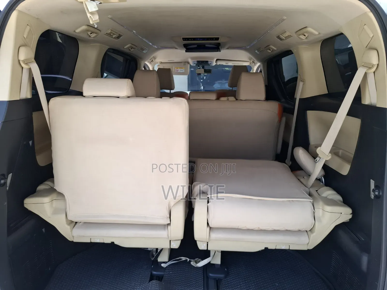Toyota Vellfire 2017 White