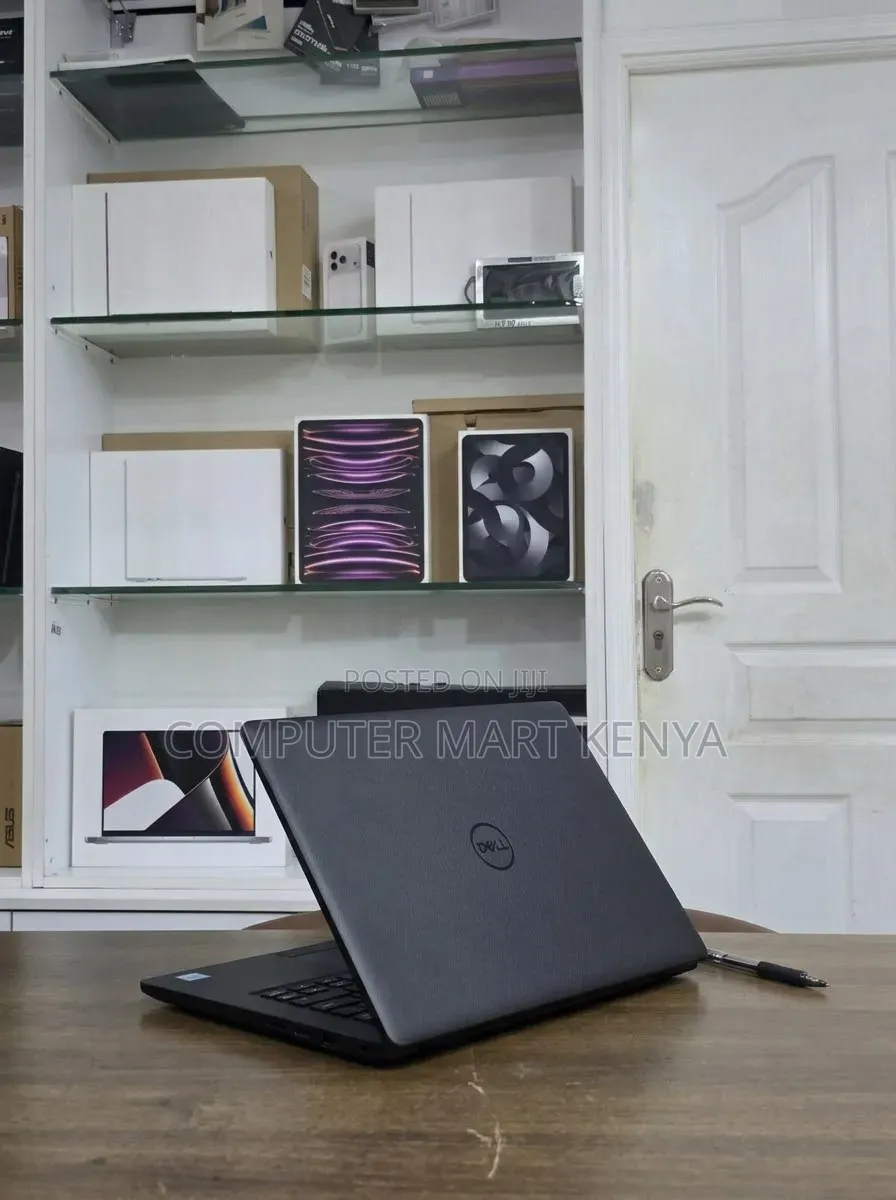 New Laptop Dell Latitude 7390 8GB Intel Core i5 SSD 256GB