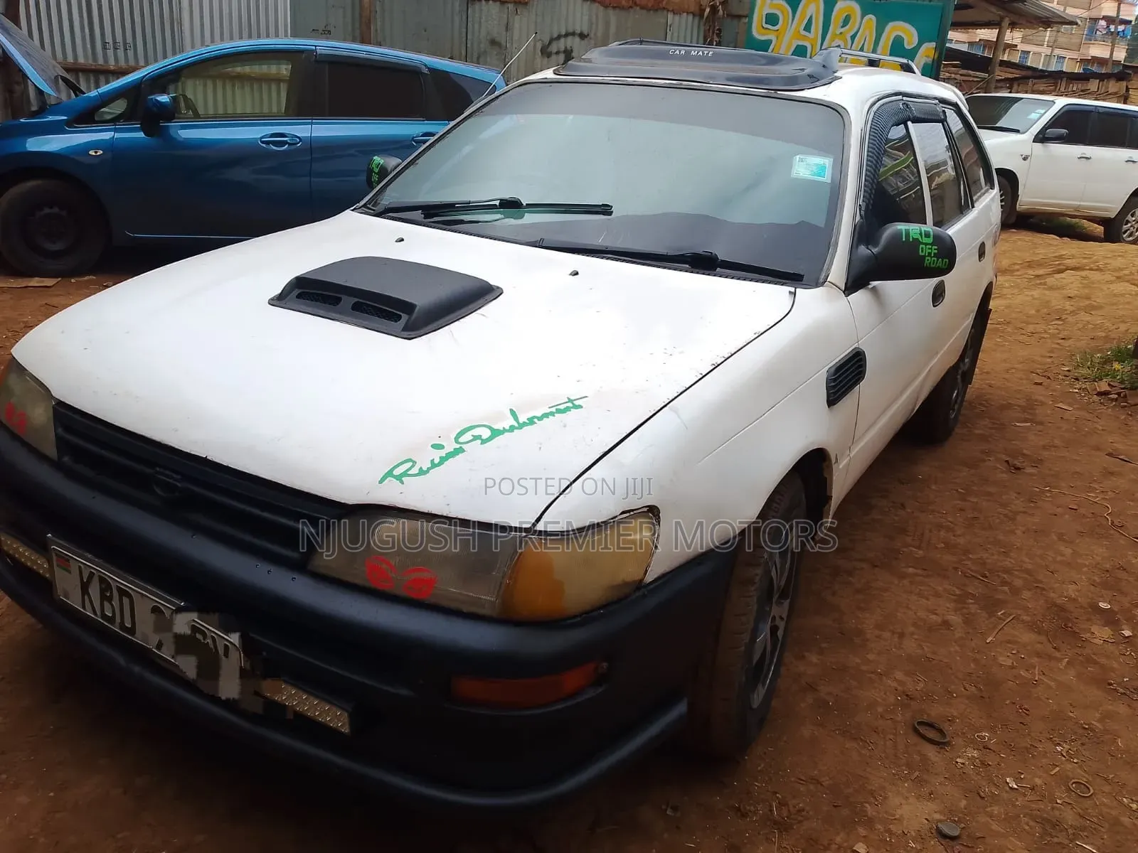 Toyota Corolla 2001 White