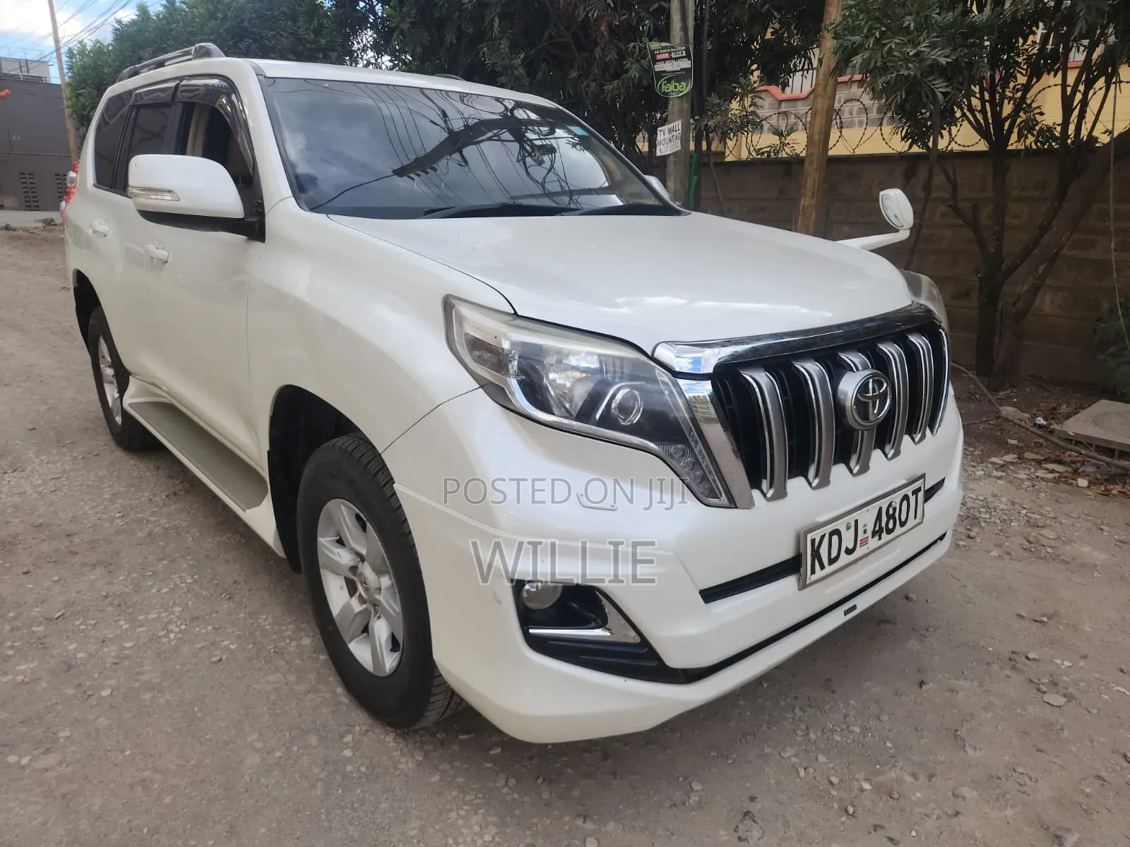 Toyota Land Cruiser Prado 2016 White