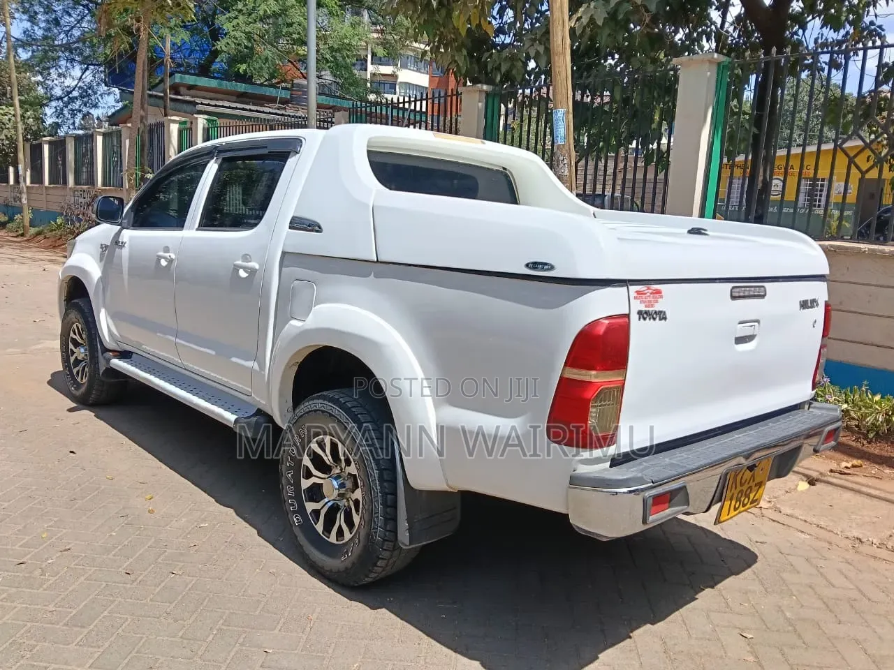 Toyota Hilux 2015 White