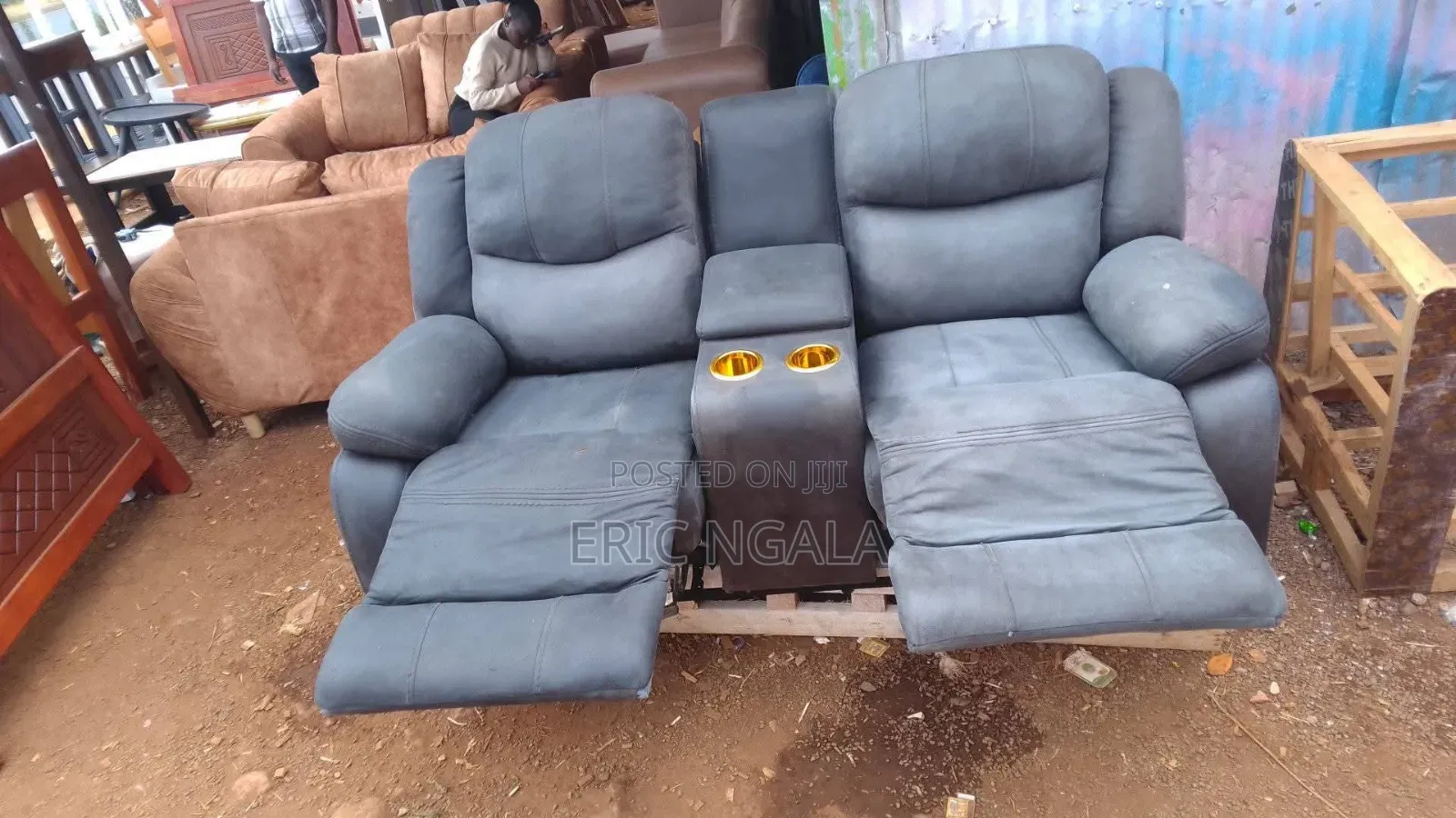 Recliner Fundi