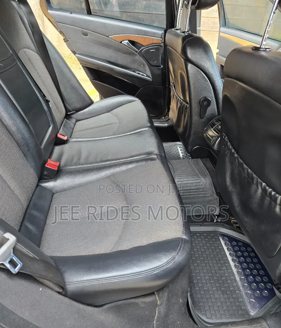 Mercedes-Benz E250 2010 Matt Black