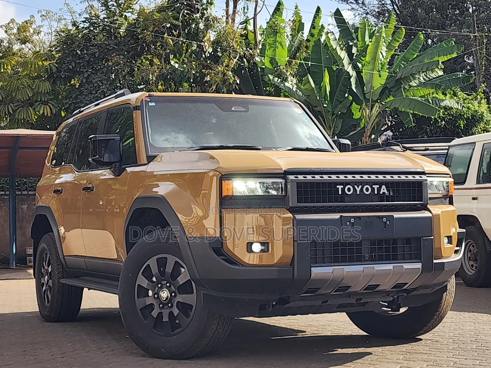Toyota Land Cruiser Prado 2.7 2024 Beige
