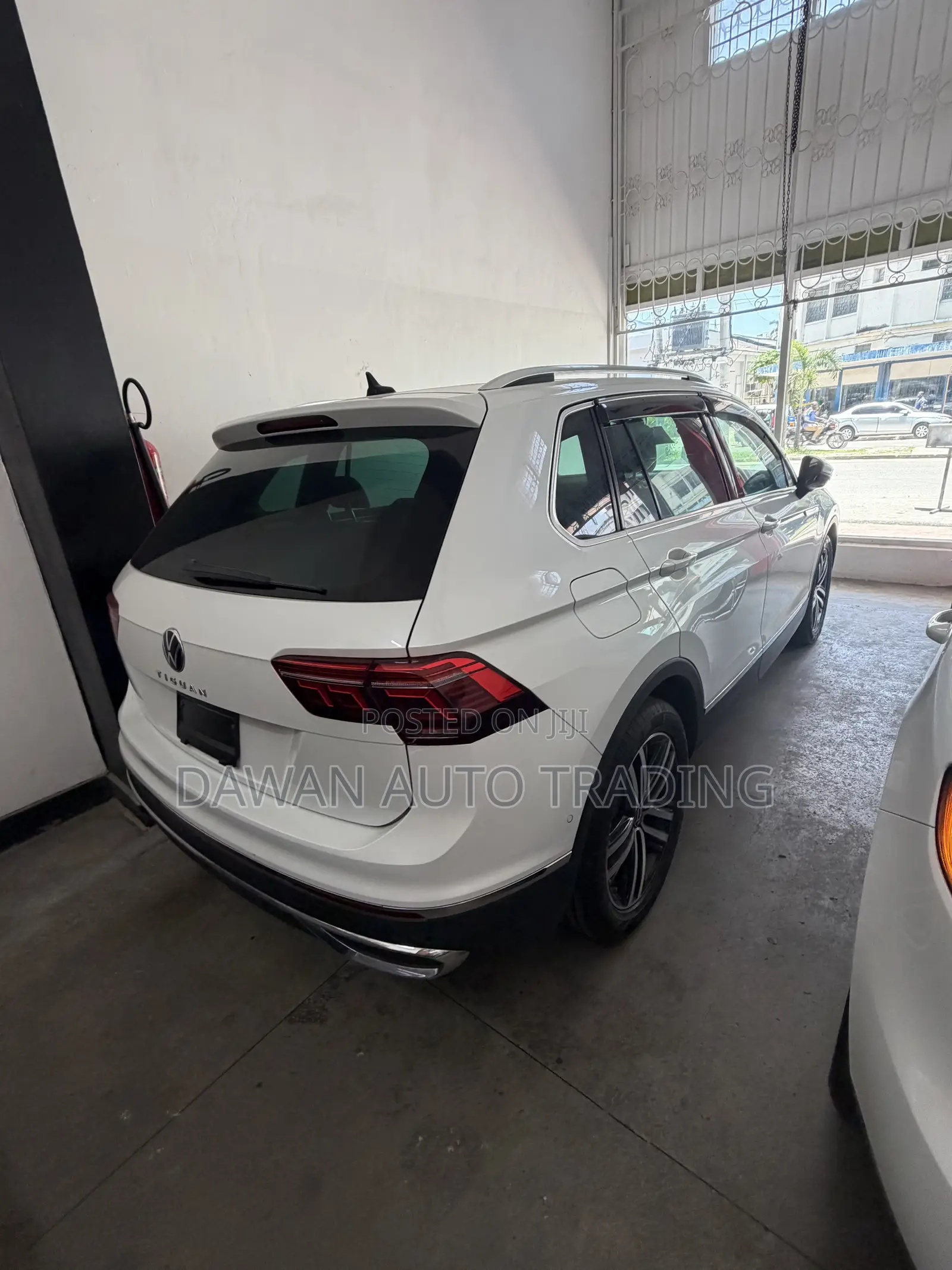 Volkswagen Tiguan 2021 White