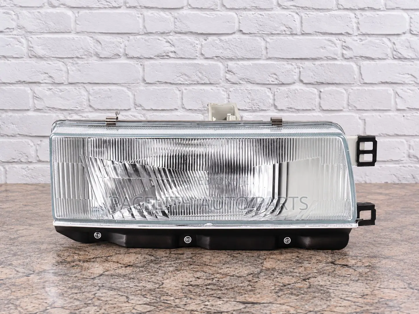 Head Lamp / Light Toyota Ee 92 Sprinter Sky