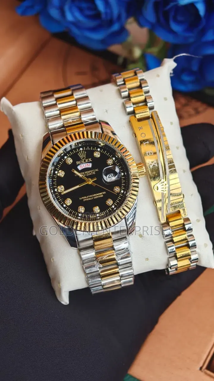 Quartz Wristwatch With Matching Gold Accent Bracelet
