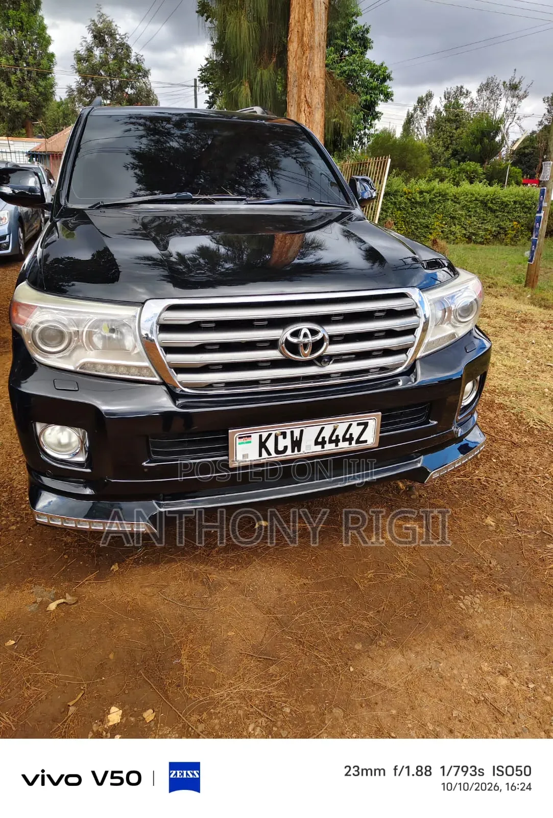 Toyota Land Cruiser 4.6 V8 GX 2012 Black