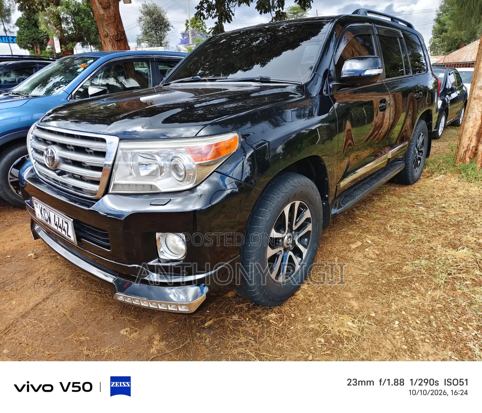 Toyota Land Cruiser 4.6 V8 GX 2012 Black