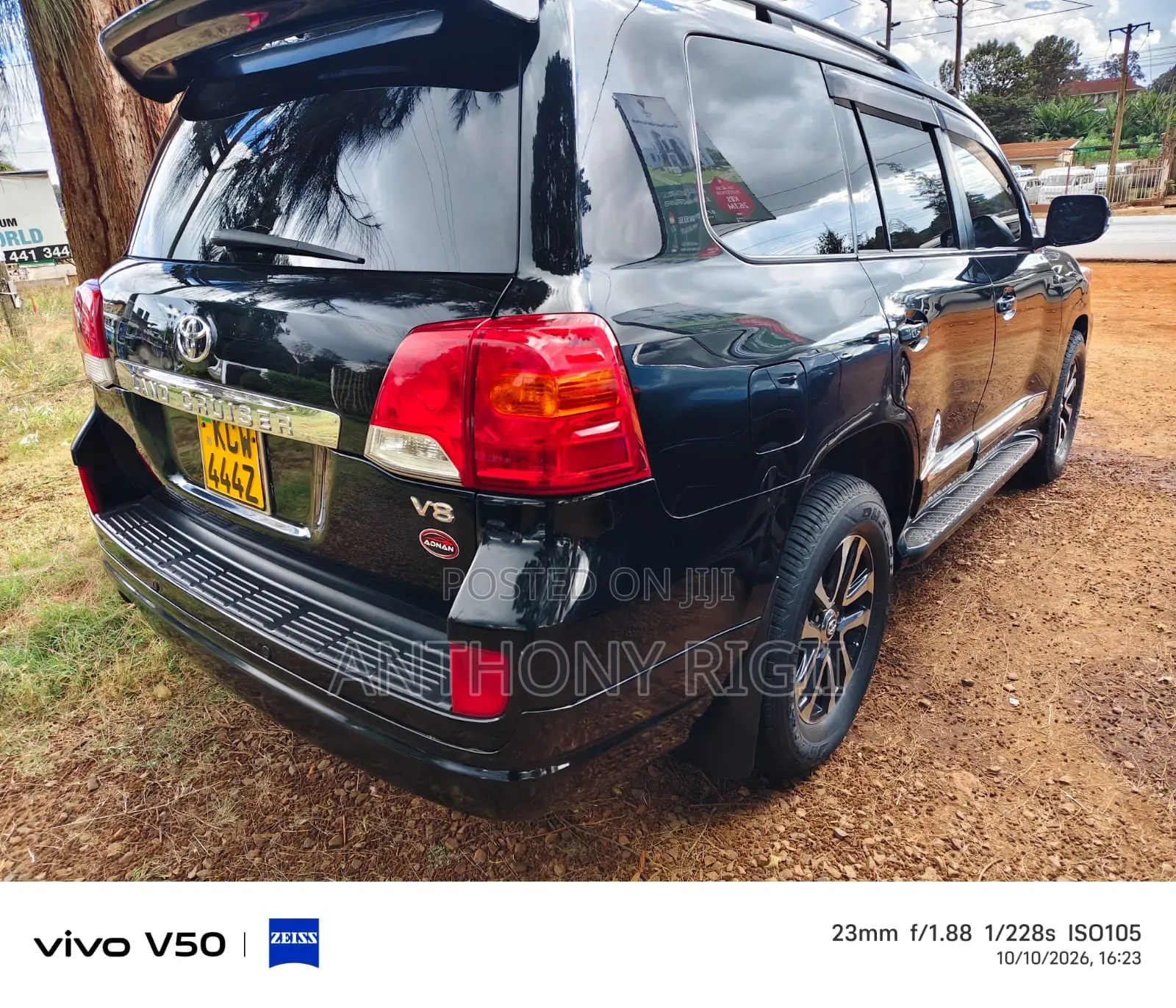 Toyota Land Cruiser 4.6 V8 GX 2012 Black