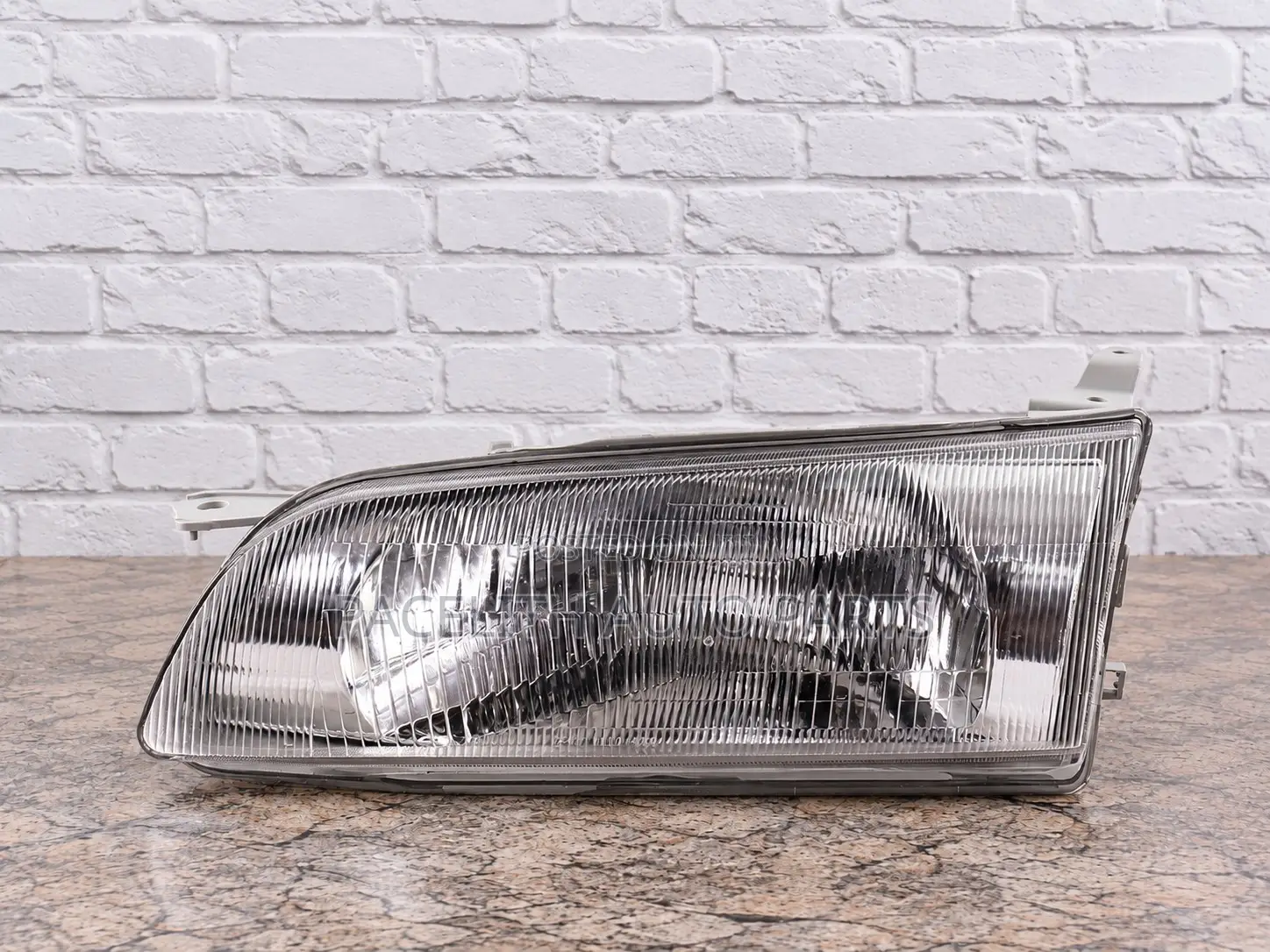 Head Lamp / Light Toyota Sprinter Ae 110 1996 - 1997