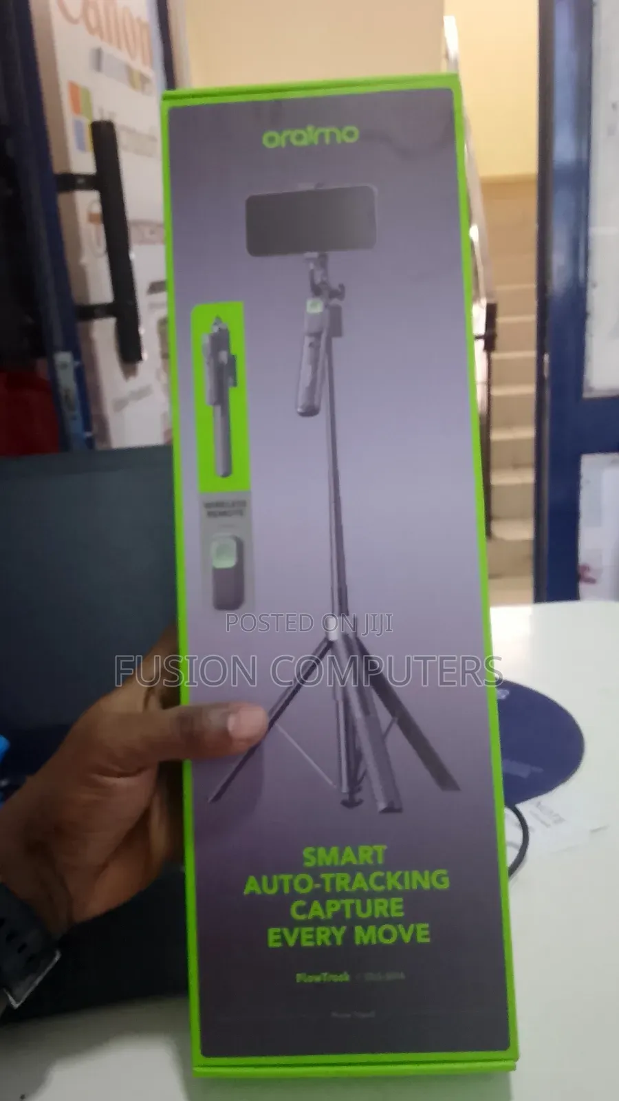 Oraimo FlowTrack (Model: OLS-501A) Selfie Stick and Tripod
