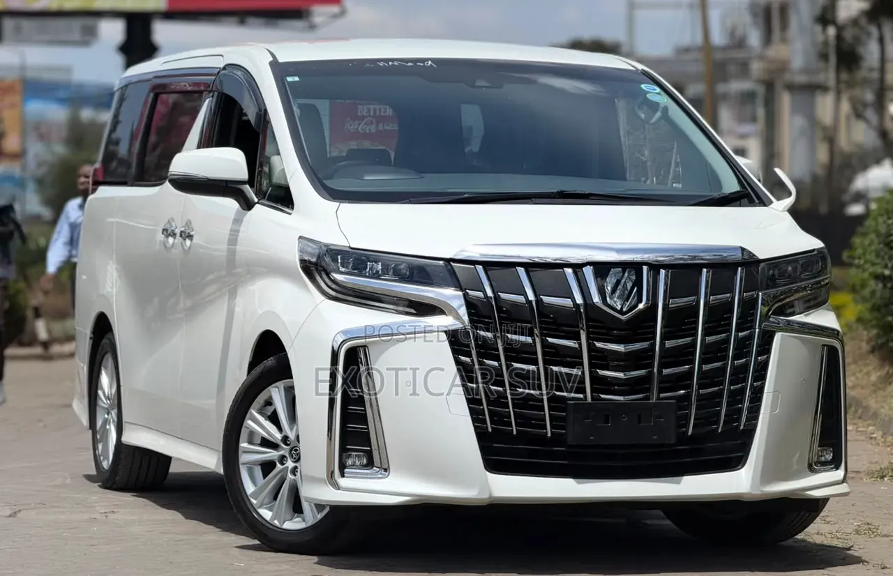 Toyota Alphard 2.5 Petrol AWD 2019 Off white