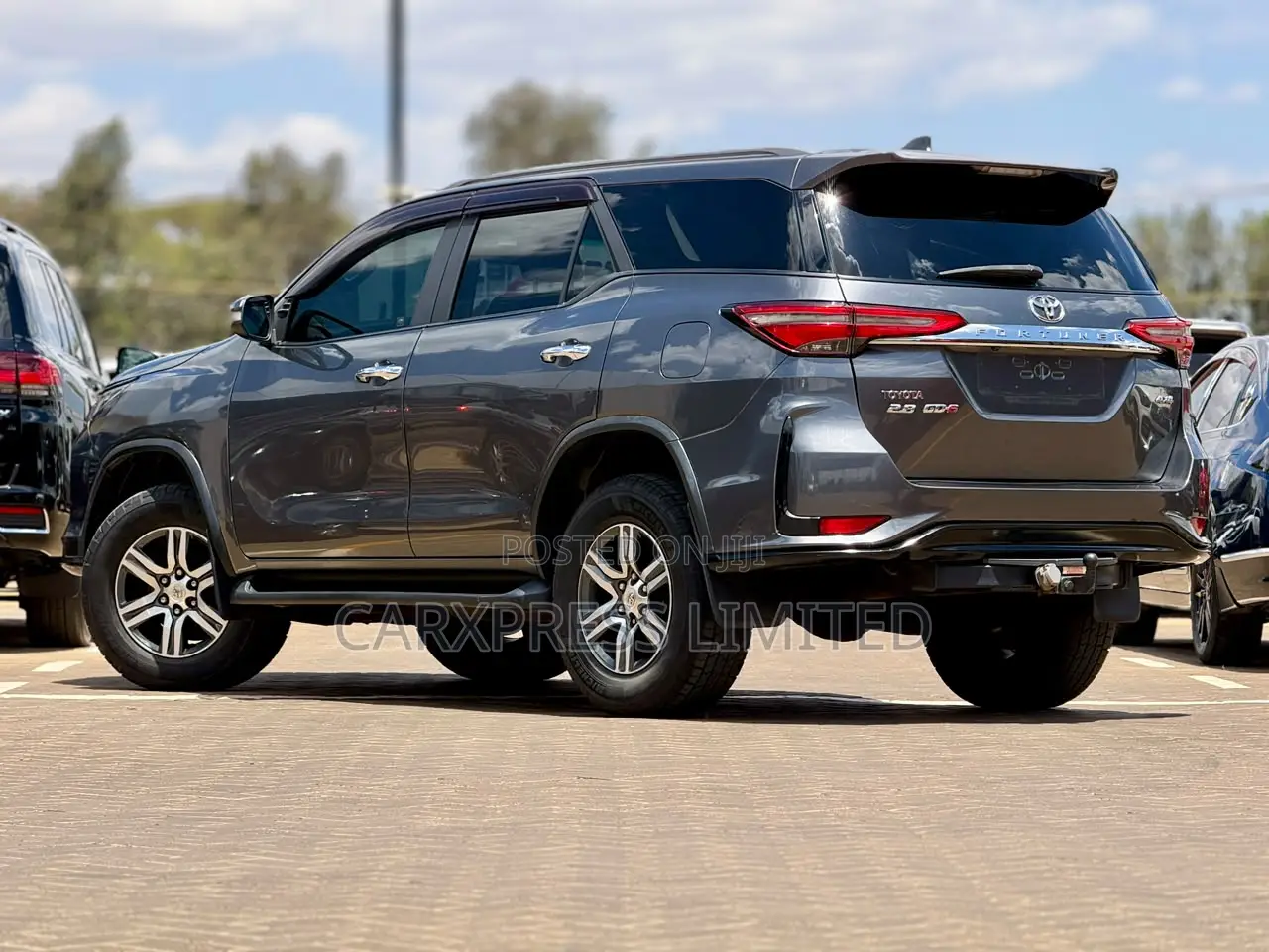 Toyota Fortuner 2.8 D AWD 2016 Gray